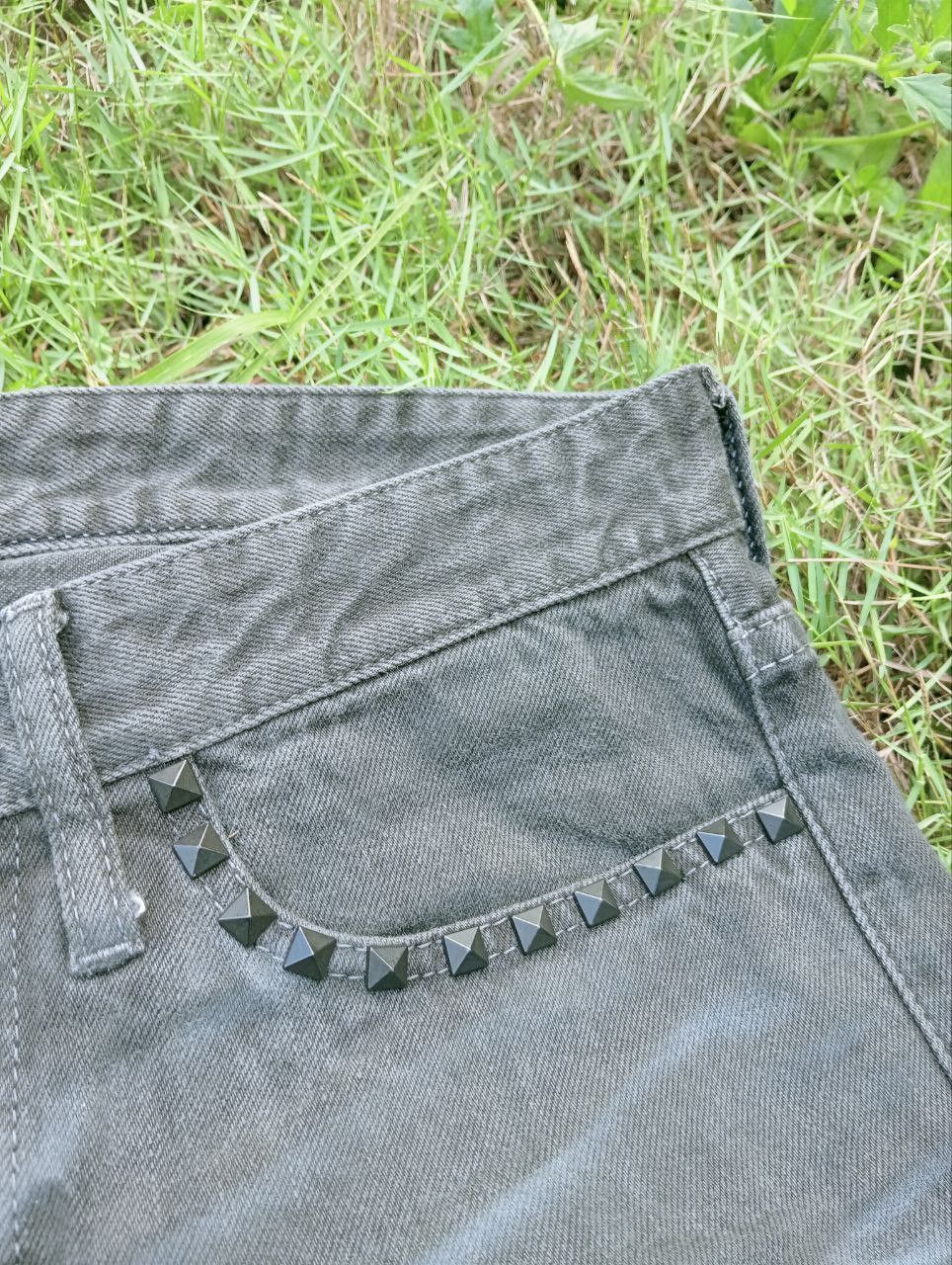 Vanquish VANQUISH JAPAN USED LOOK STUDDED JEANS Size US 32 / EU 48 - 6 Thumbnail