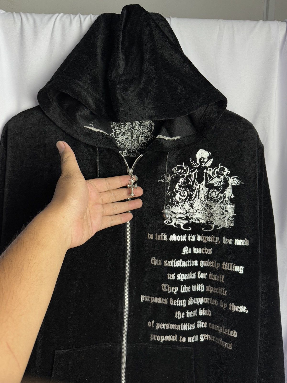 If Six Was Nine × Japanese Brand × Le Grande Bleu (L.G.B.) Japanese Velvet Black Hoodie Poem Ifsix Lgb Styled Size US L / EU 52-54 / 3 - 1 Thumbnail