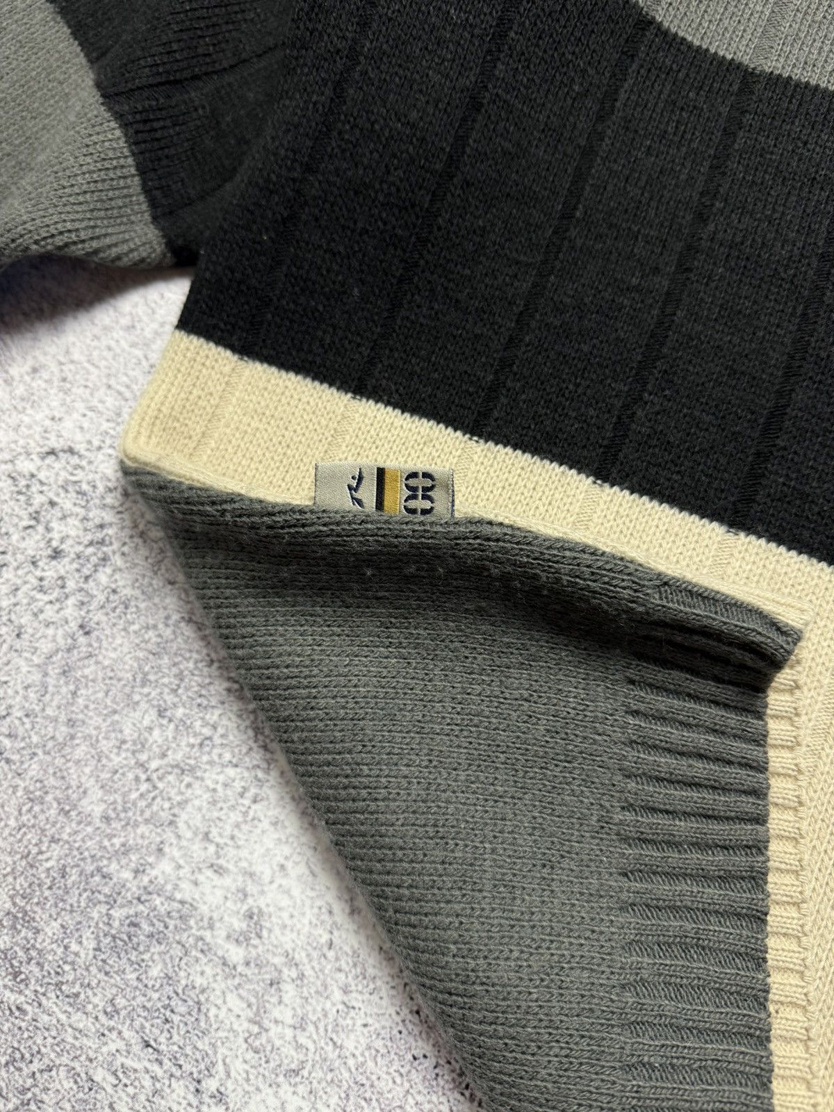 Rusty Vintage 90s Rusty Sweater Surf Knit Australian Skate Rare Size US M / EU 48-50 / 2 - 6 Thumbnail