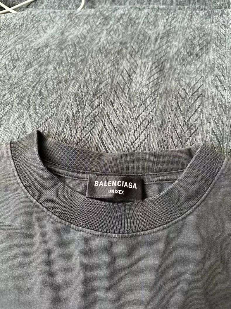 Balenciaga Balenciaga Bat Short Sleeve Size US M / EU 48-50 / 2 - 3 Thumbnail