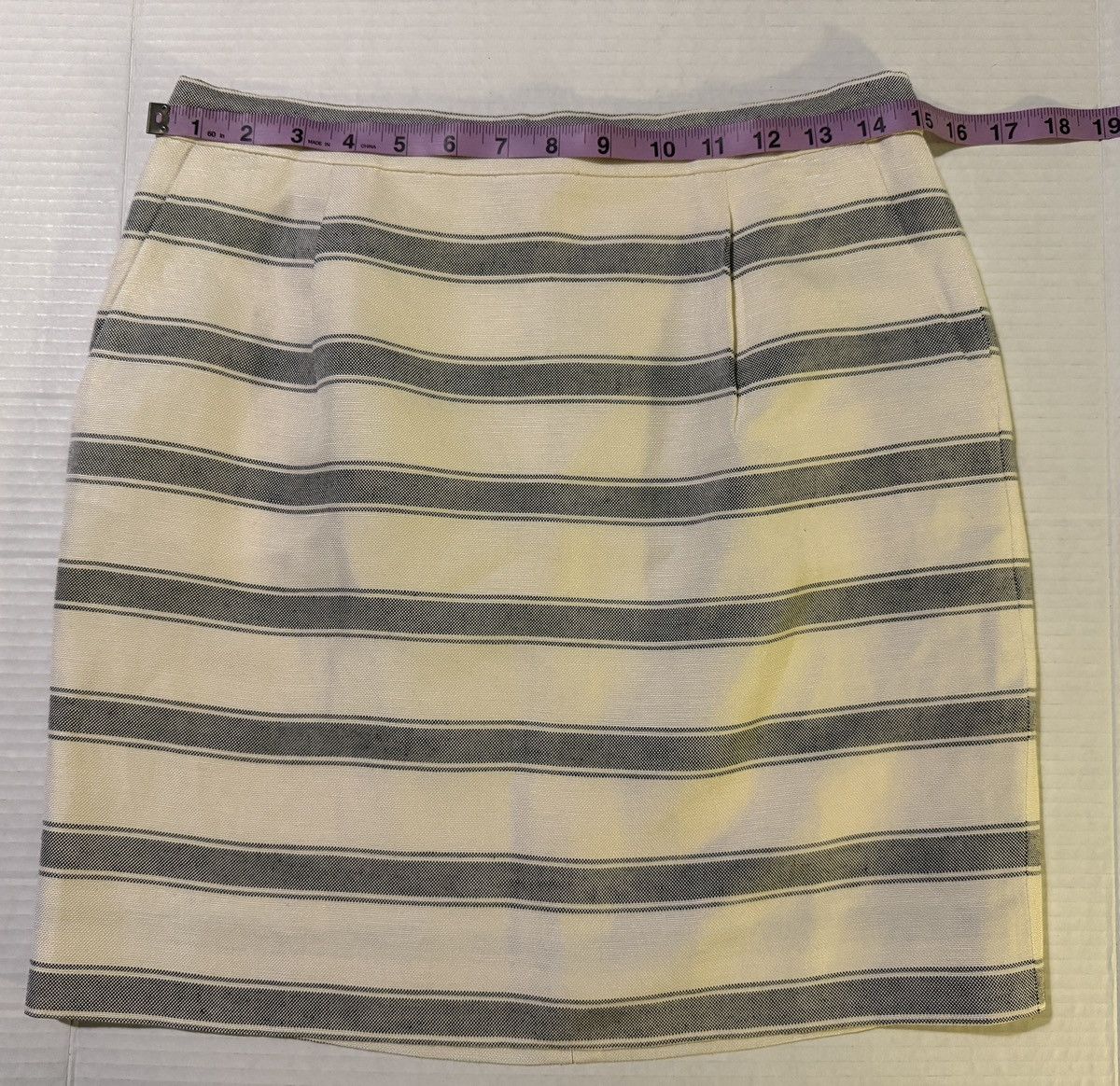 J.Crew J.Crew Women’s Salon Creme Grey Striped Linen Silk Skirt Size 26" / US 2 / IT 38 - 9 Thumbnail