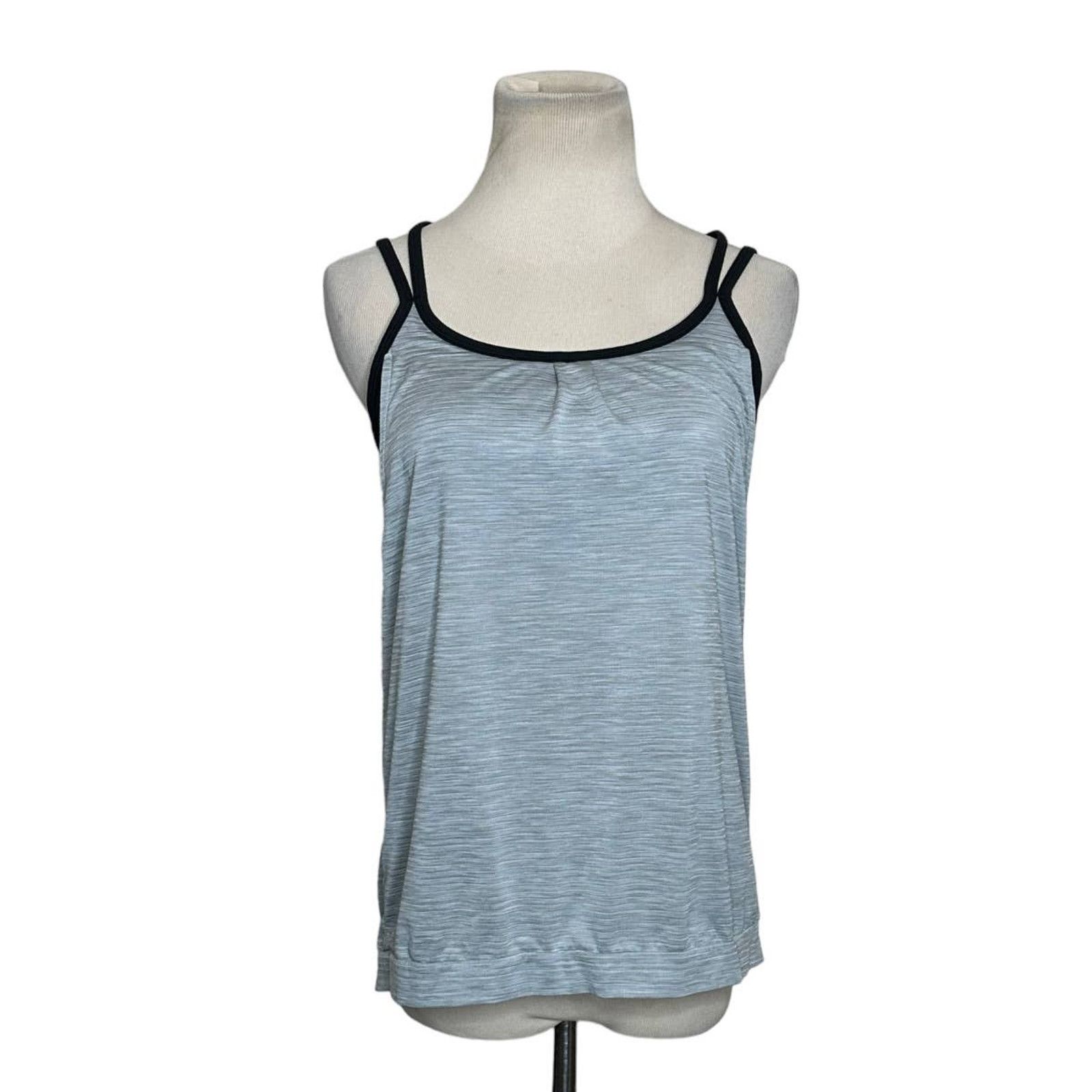 Athleta Athleta gray black build in bra tank top size small Size S / US 4 / IT 40 - 8 Thumbnail