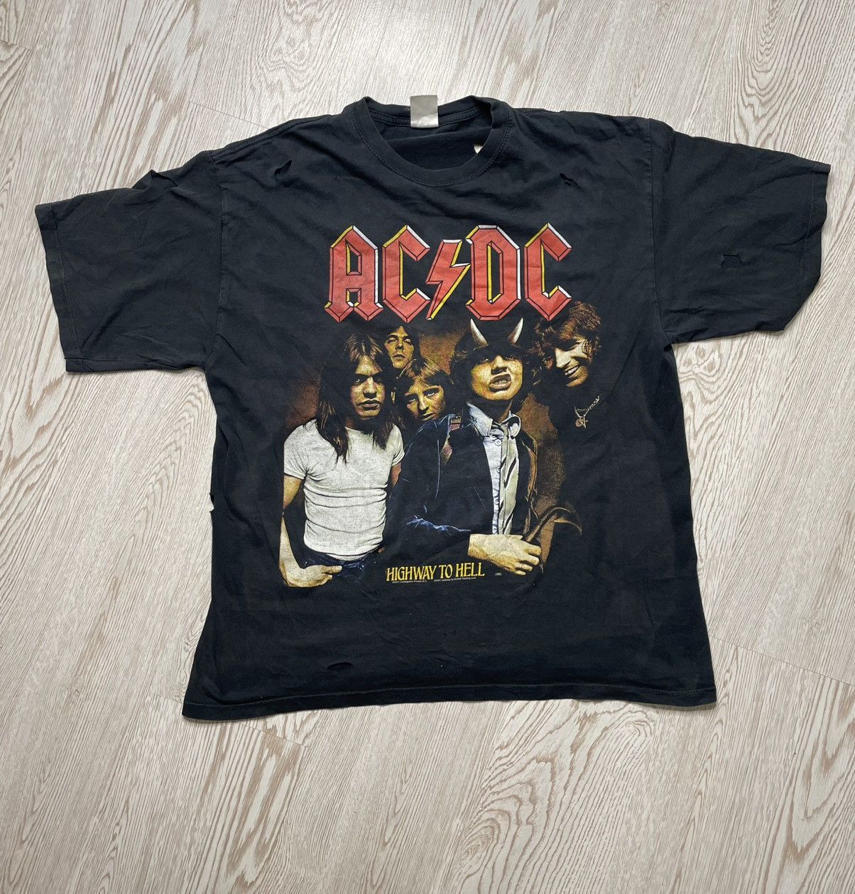 Band Tees × Vintage Y2K Ac/Dc Highway to hell 2001s crazy rock band tshirt Size US XL / EU 56 / 4 - 1 Thumbnail