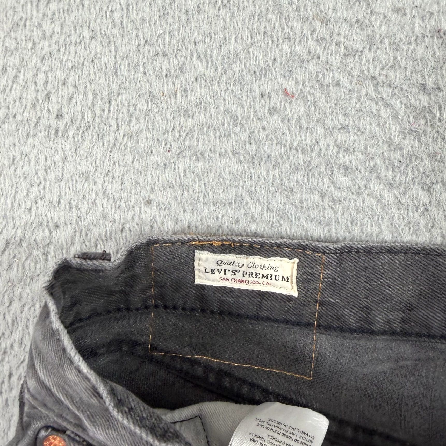 Levi's Levi's 501 Jeans Men 34x34 Gray High Rise Straight Leg Button Fly Denim Pants 93 501 Size US 34 / EU 50 - 7 Thumbnail