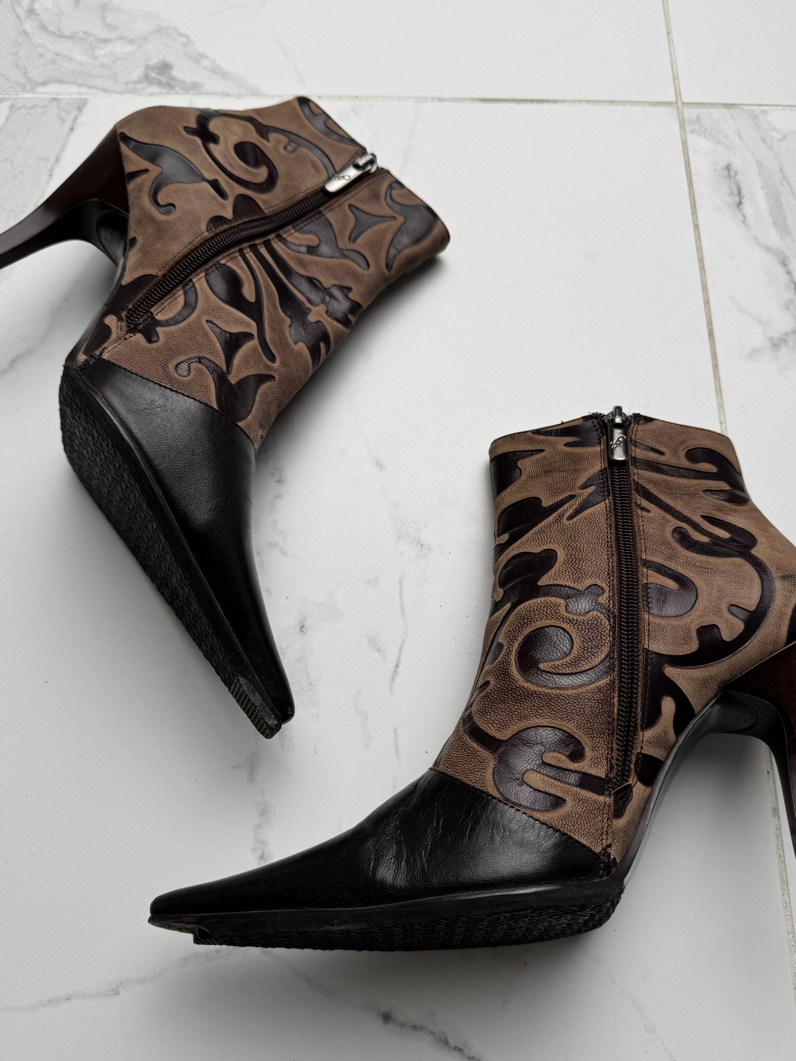 Vintage Vintage Stiletto Ankle Boots Pointed Toe Statement Booties Size US 8 / IT 38 - 5 Thumbnail