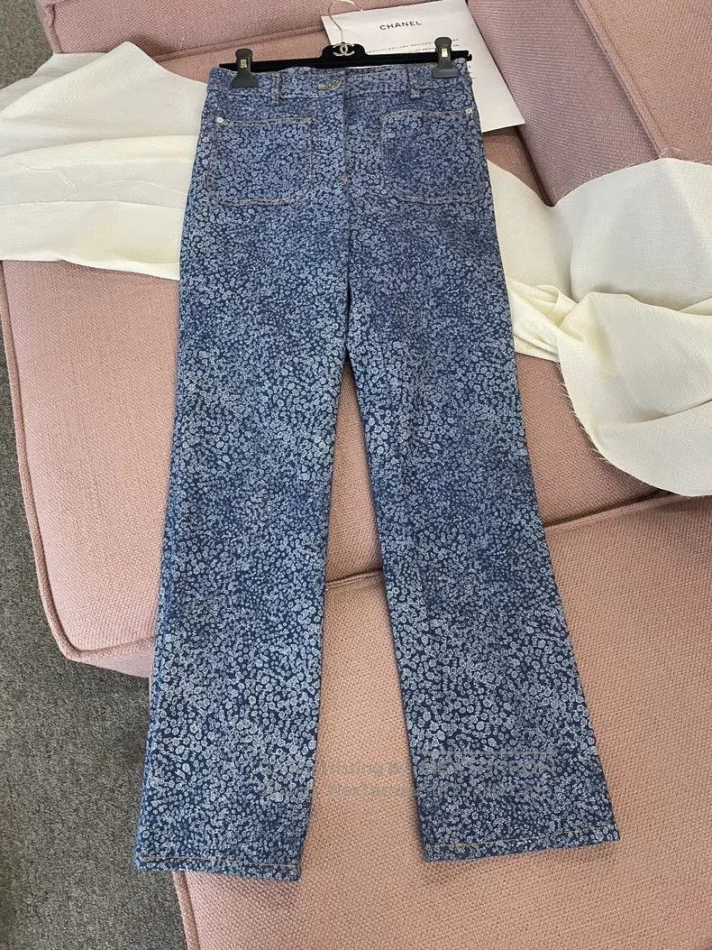 Chanel Chanel 21B Blue Camellia Print Jeans. Size US 36 / EU 52 - 1 Thumbnail