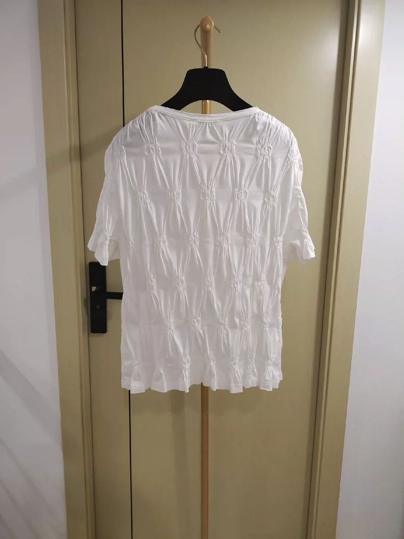 Chanel Chanel White full logo double c standard short sleeves 2505 Size L / US 10 / IT 46 - 2 Thumbnail