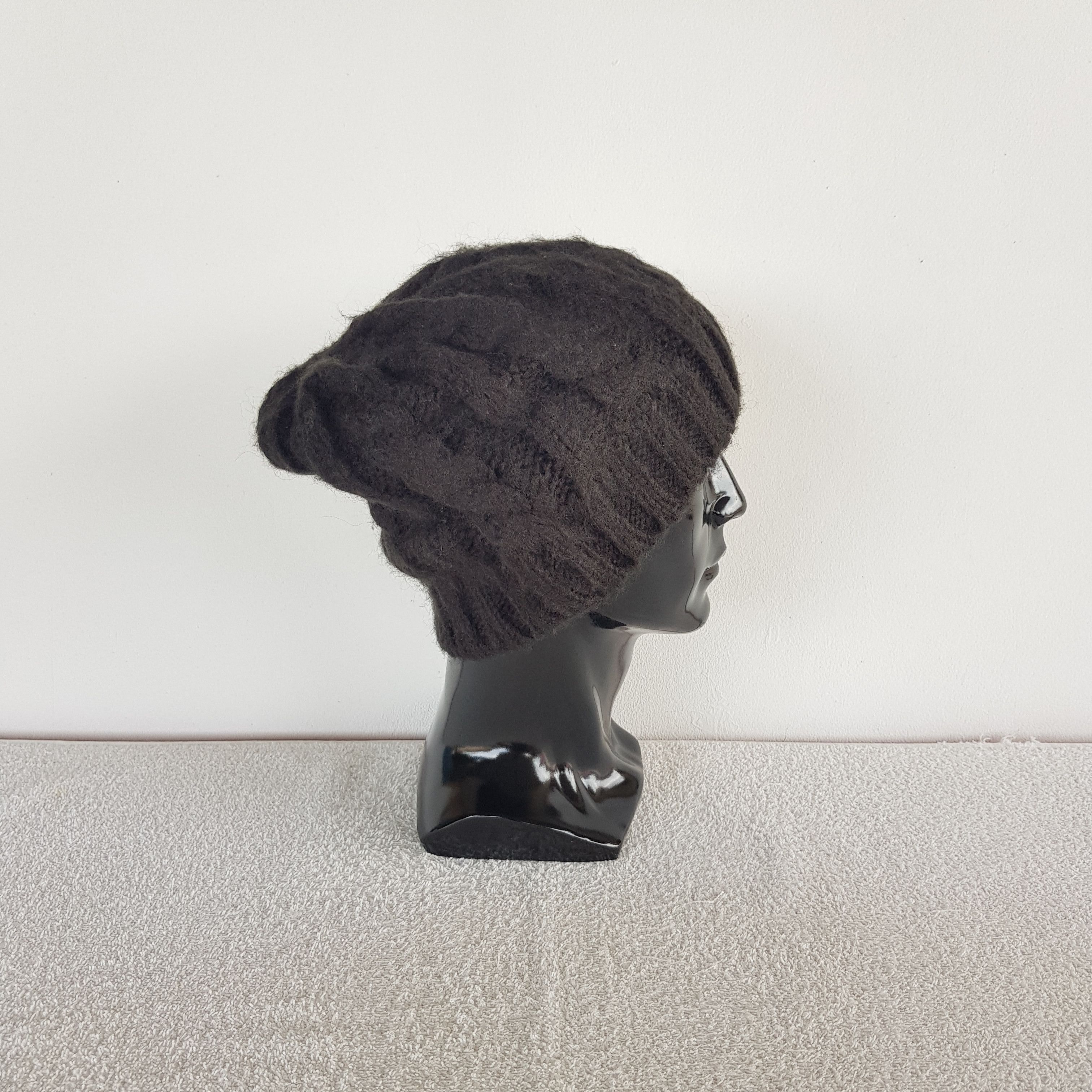Japanese Brand Vintage Nice Big Ribbon Beanie Knitted Crochet Snow Cap Hat Size ONE SIZE - 3 Thumbnail