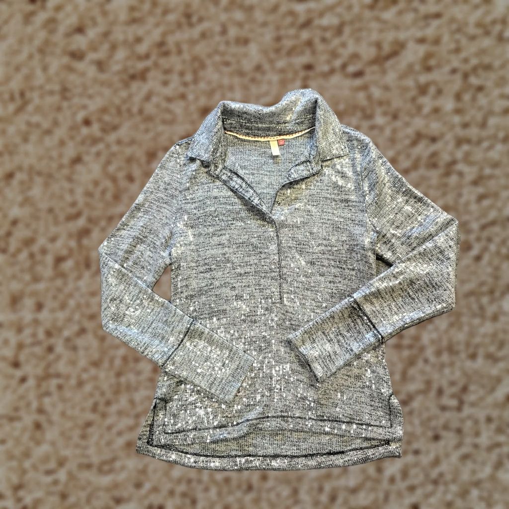 Vintage Pilcro Top Womens Size M Gray Sequins Shimmer Henley Long Sleeve Holiday Blouse Size M / US 6-8 / IT 42-44 - 1 Thumbnail