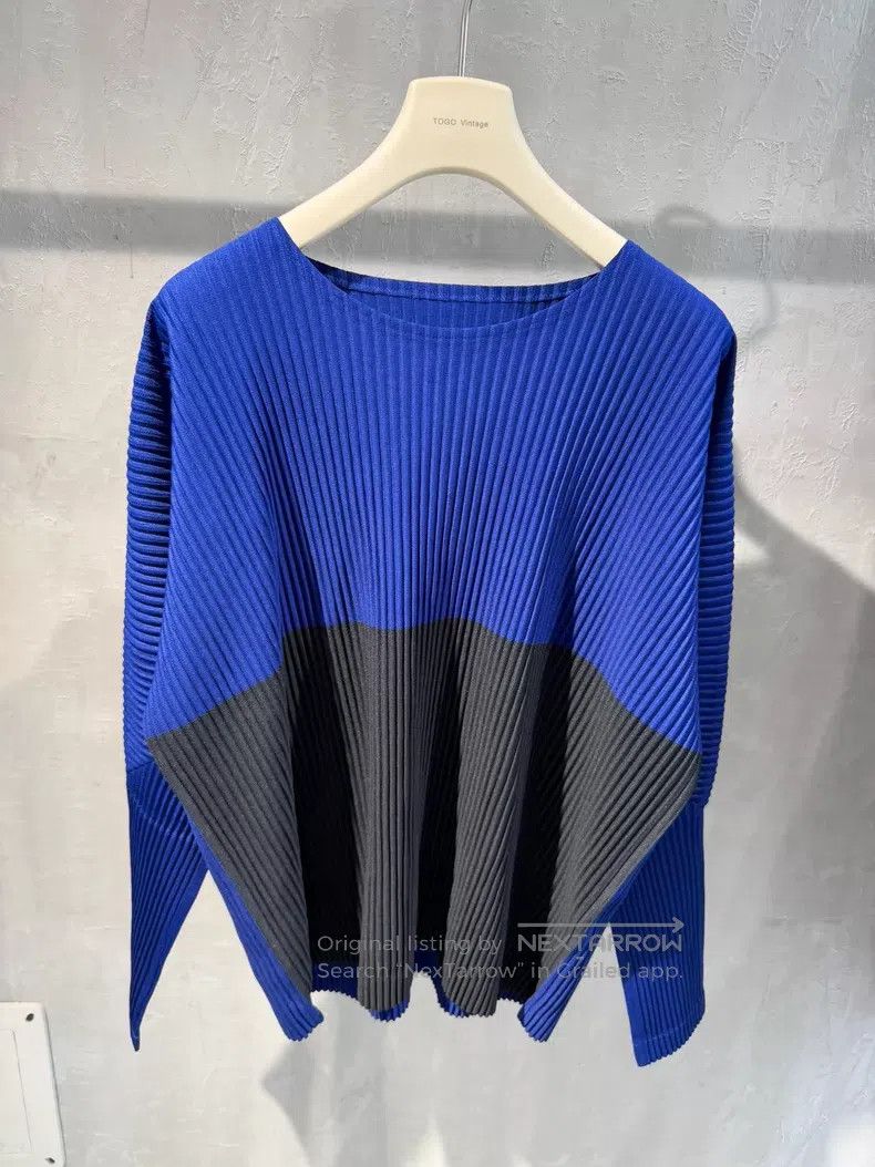 Issey Miyake Issey Miyake Color-blocked Spring Pleated Top Size M / US 6-8 / IT 42-44 - 1 Thumbnail