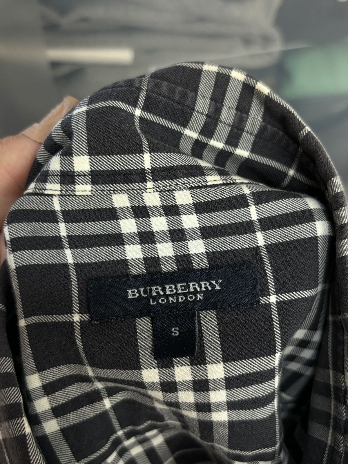 Burberry Burberry Checkered Button Up Shirt Size US S / EU 44-46 / 1 - 4 Thumbnail