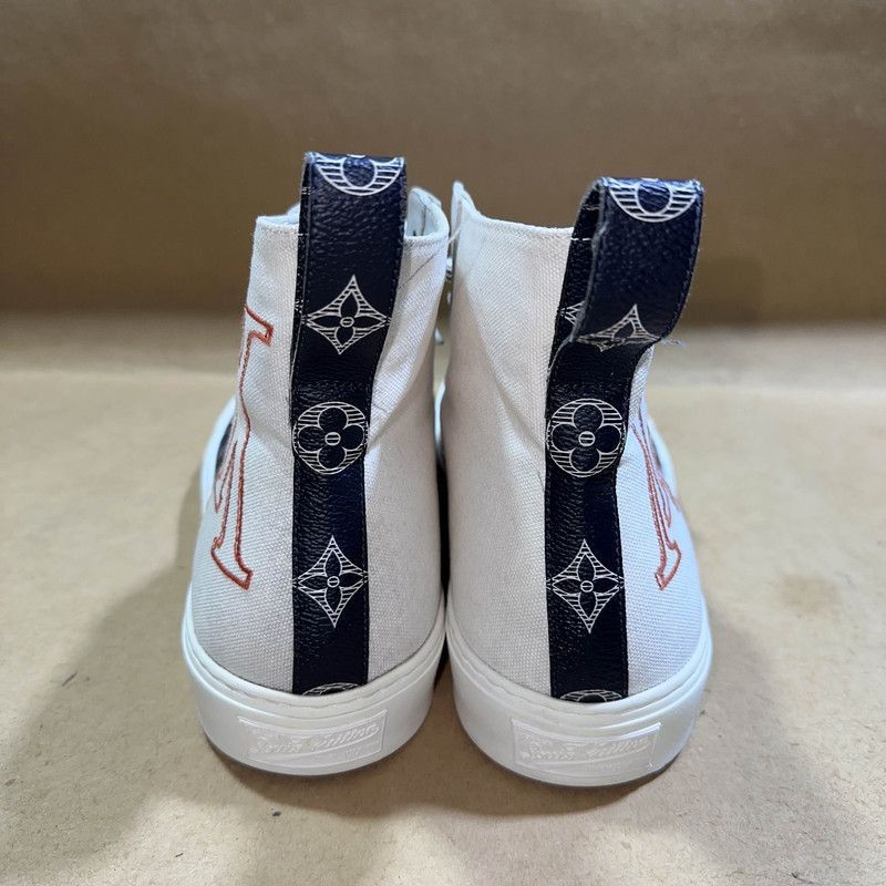 Louis Vuitton Louis Vuitton Tattoo Monogram High-Top Sneakers - Size US 9.5 / EU 42-43 - 3 Thumbnail