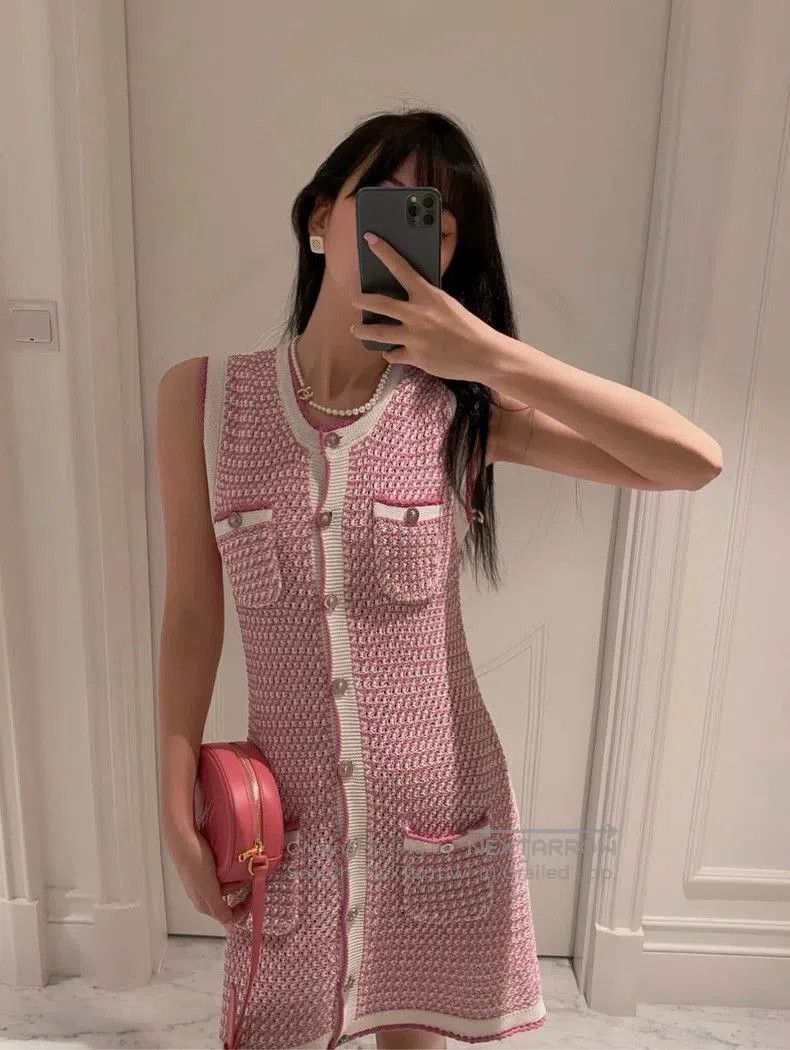 Chanel Chanel Pink Knit Sleeveless Dress. Size US M / EU 48-50 / 2 - 1 Thumbnail