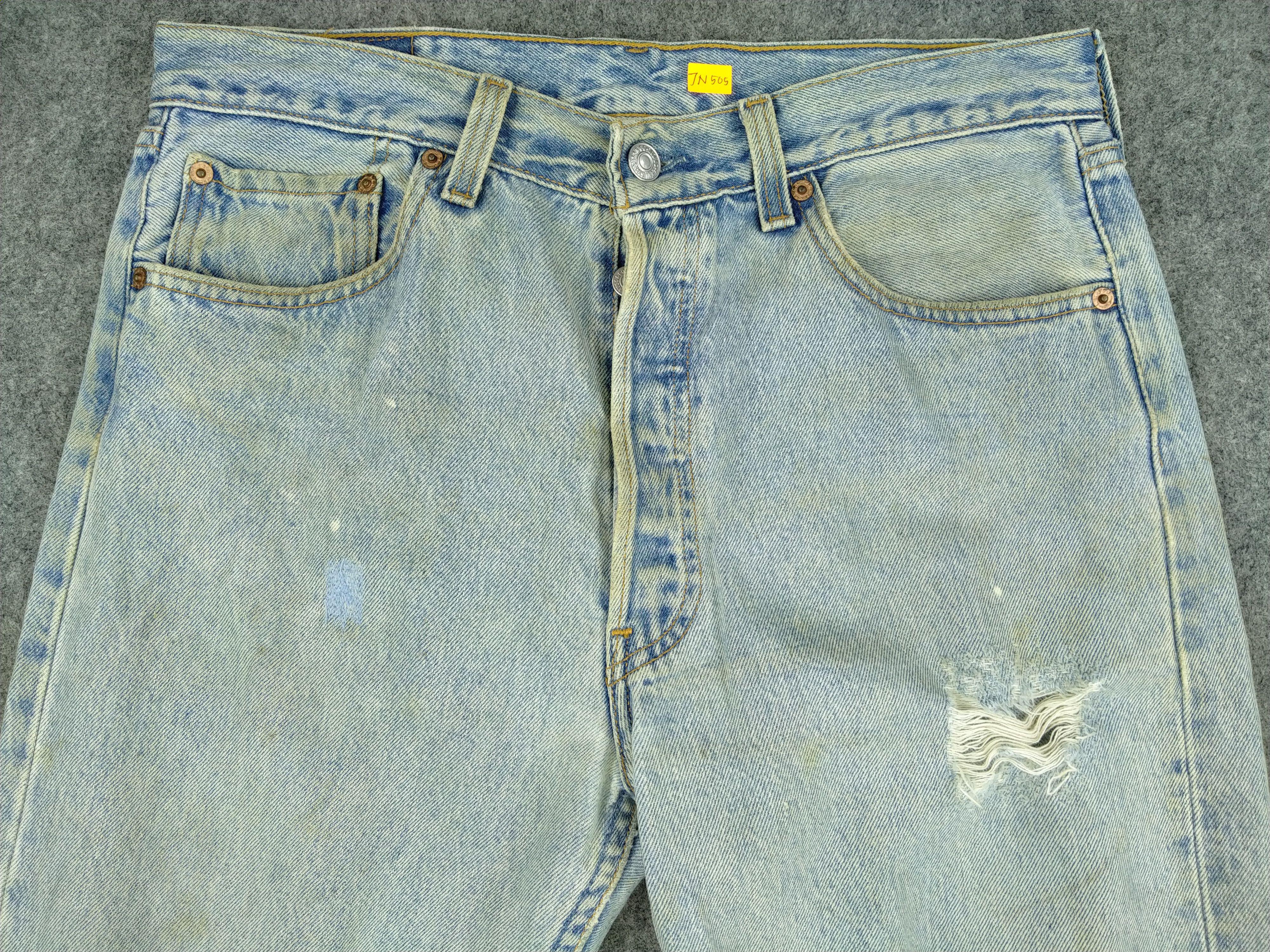 Levi's Vintage Levi's 501 Dirty Ripped Denim 32 x 30 -JN505 Size US 32 / EU 48 - 3 Thumbnail