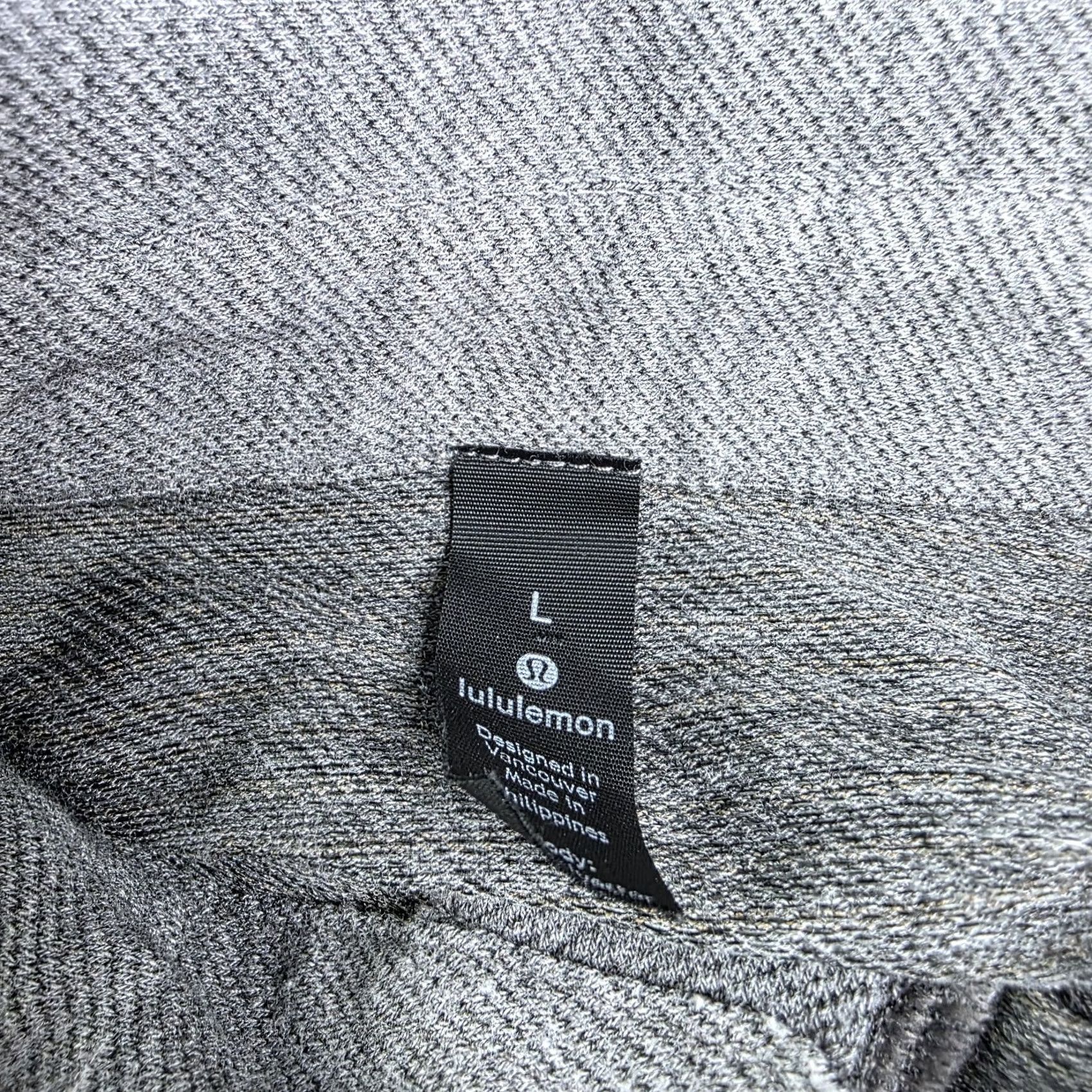 Lululemon Lululemon Performance Polo Men's Large Gray Knit Tech Short Sleeve Golf Size US L / EU 52-54 / 3 - 5 Thumbnail