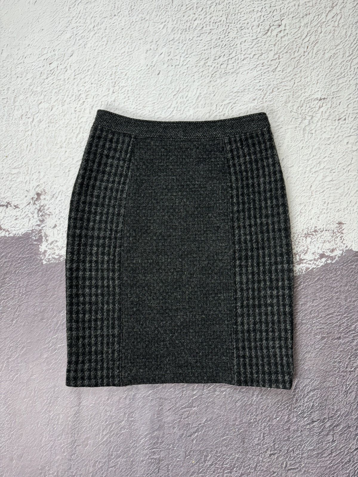 Etro Etro Milano grey wool checkered midi skirt made in Italy Size 28" / US 6 / IT 42 - 7 Thumbnail