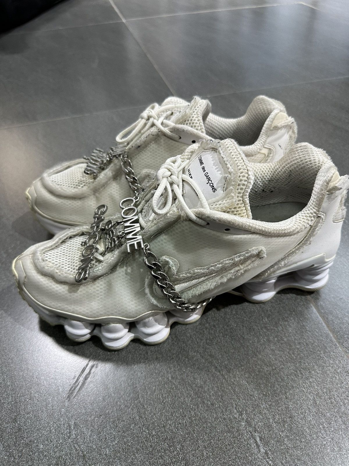 Comme des Garcons × Nike COMME DES GARÇONS X NIKE SHOX TL White Sneaker Size US 9 / EU 42 - 6 Thumbnail