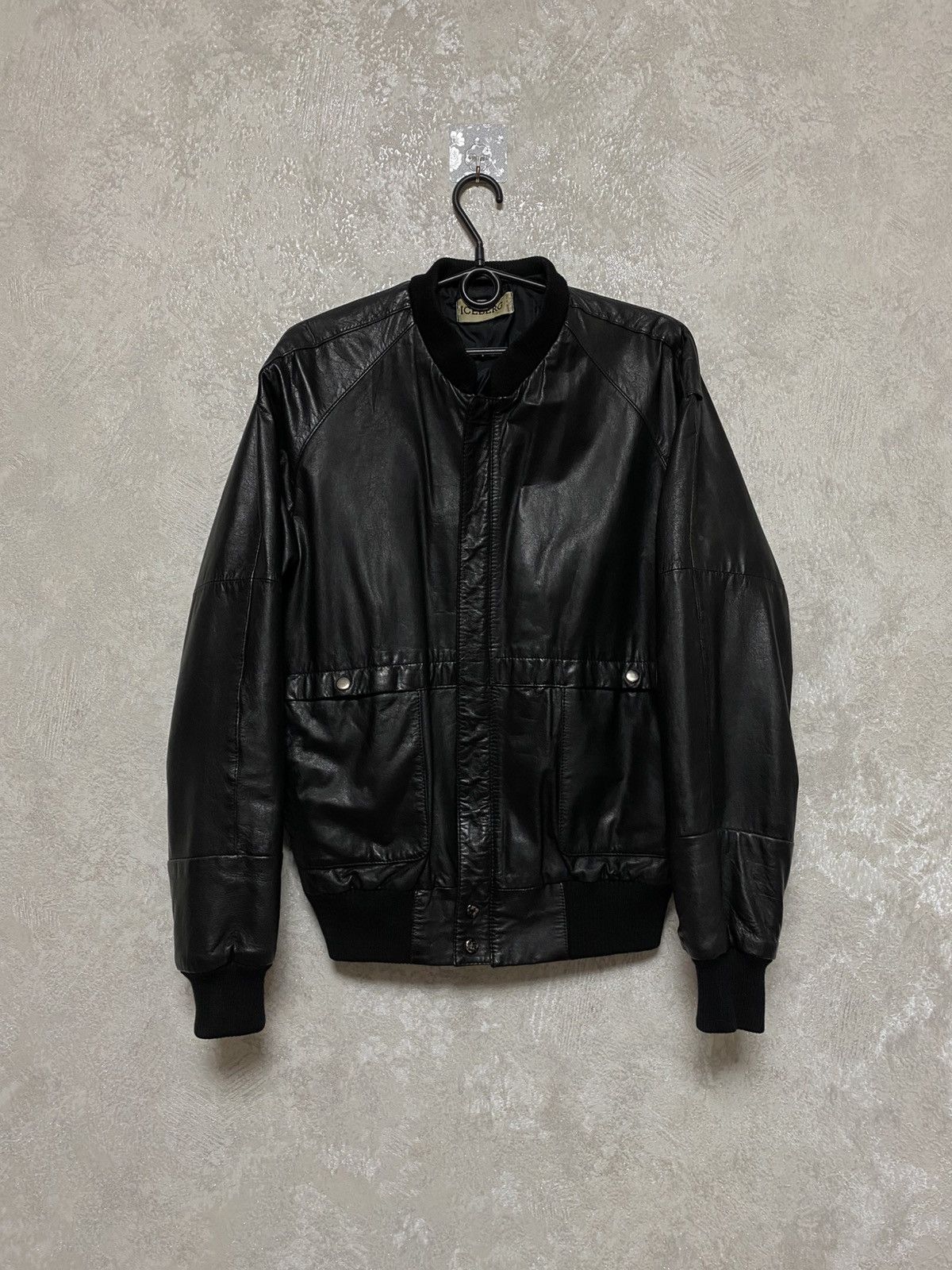 Iceberg Iceberg vintage MA-1 leather bomber jacket Size US M / EU 48-50 / 2 - 1 Thumbnail