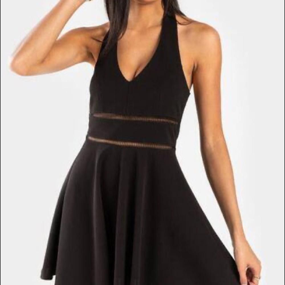 Designer Francesca's Black Summer Dress with Cutout at Waist Size S / US 4 / IT 40 - 1 Thumbnail