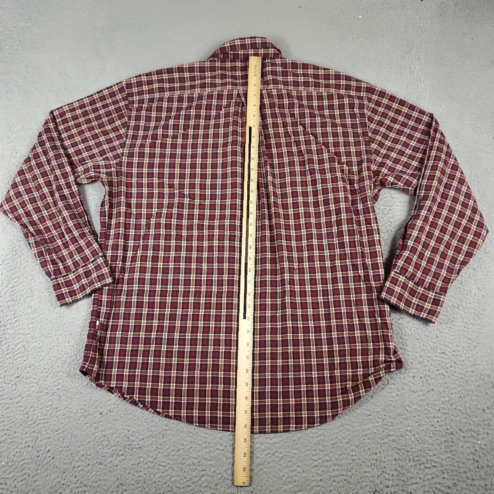 Tommy Hilfiger Tommy Hilfiger Shirt Mens XL Red Plaid Button-Up Long Sleeve College/Business/Casual/Workwear Classic American Preppy Logo Pockets Size US XL / EU 56 / 4 - 3 Thumbnail