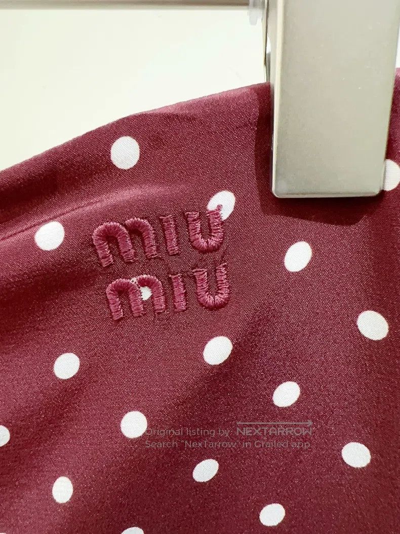 Miu Miu Miu Miu 38 Overskirt in spring and summer. Size 37" - 3 Thumbnail
