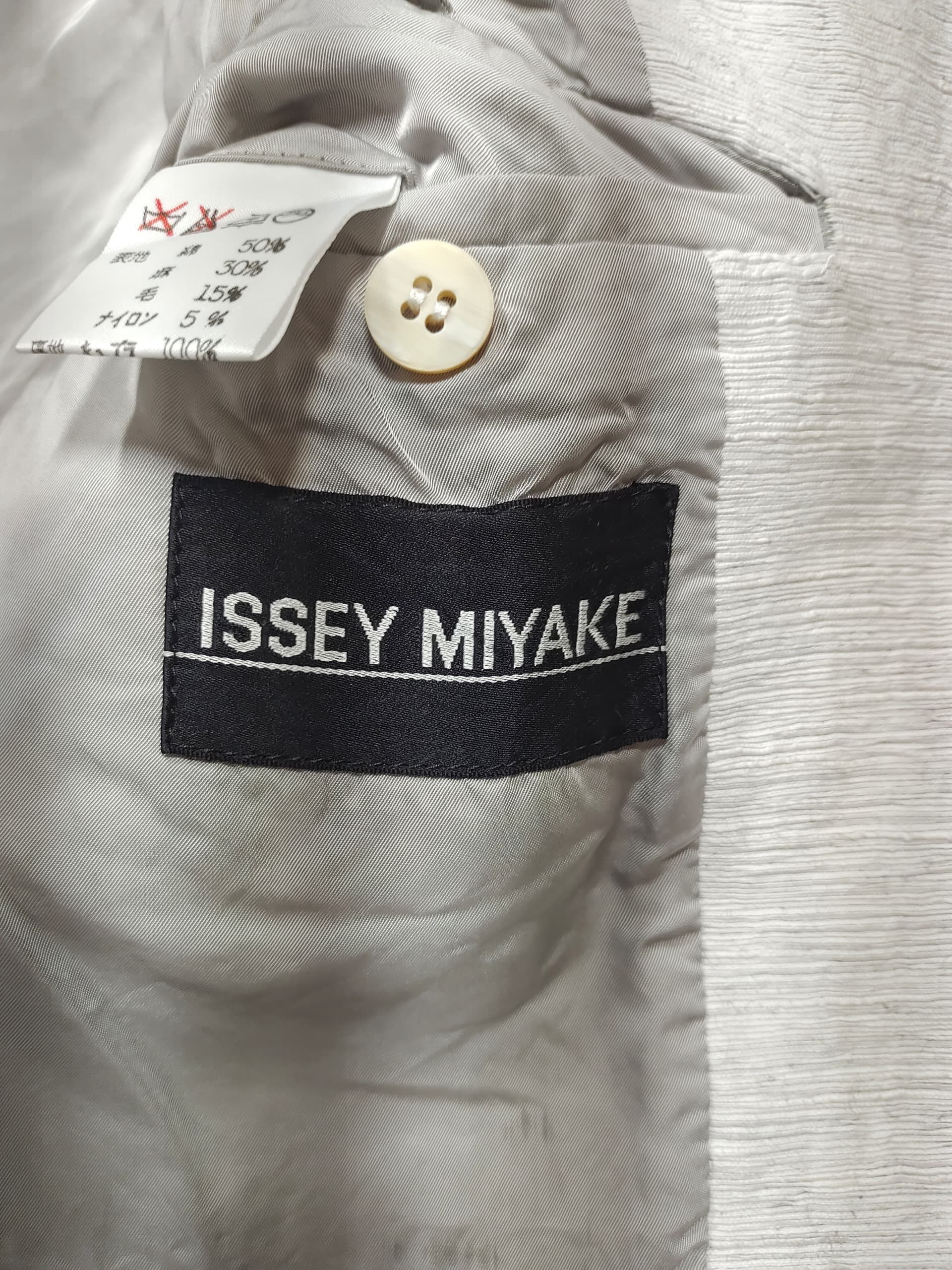 Issey Miyake VINTAGE TRASHED ISSEY MIYAKE CRINKLED BLAZER JACKET Size M / US 6-8 / IT 42-44 - 6 Thumbnail