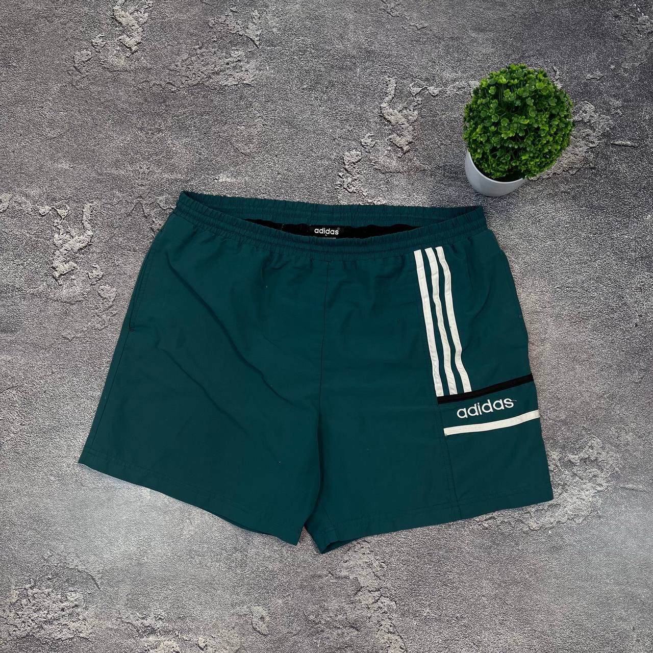Adidas Vintage Adidas 90s Nylon Shorts Mini Logo Size L Size US 35 - 13 Thumbnail