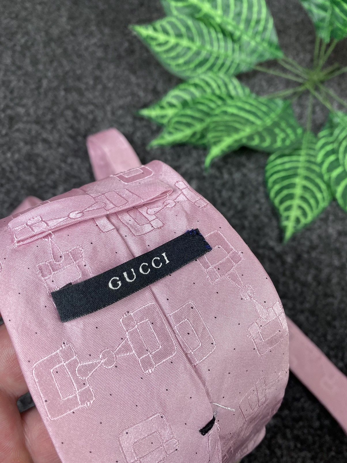 Tom Ford Vintage tie in Gucci Made In Italy 🇮🇹 Size ONE SIZE - 5 Thumbnail