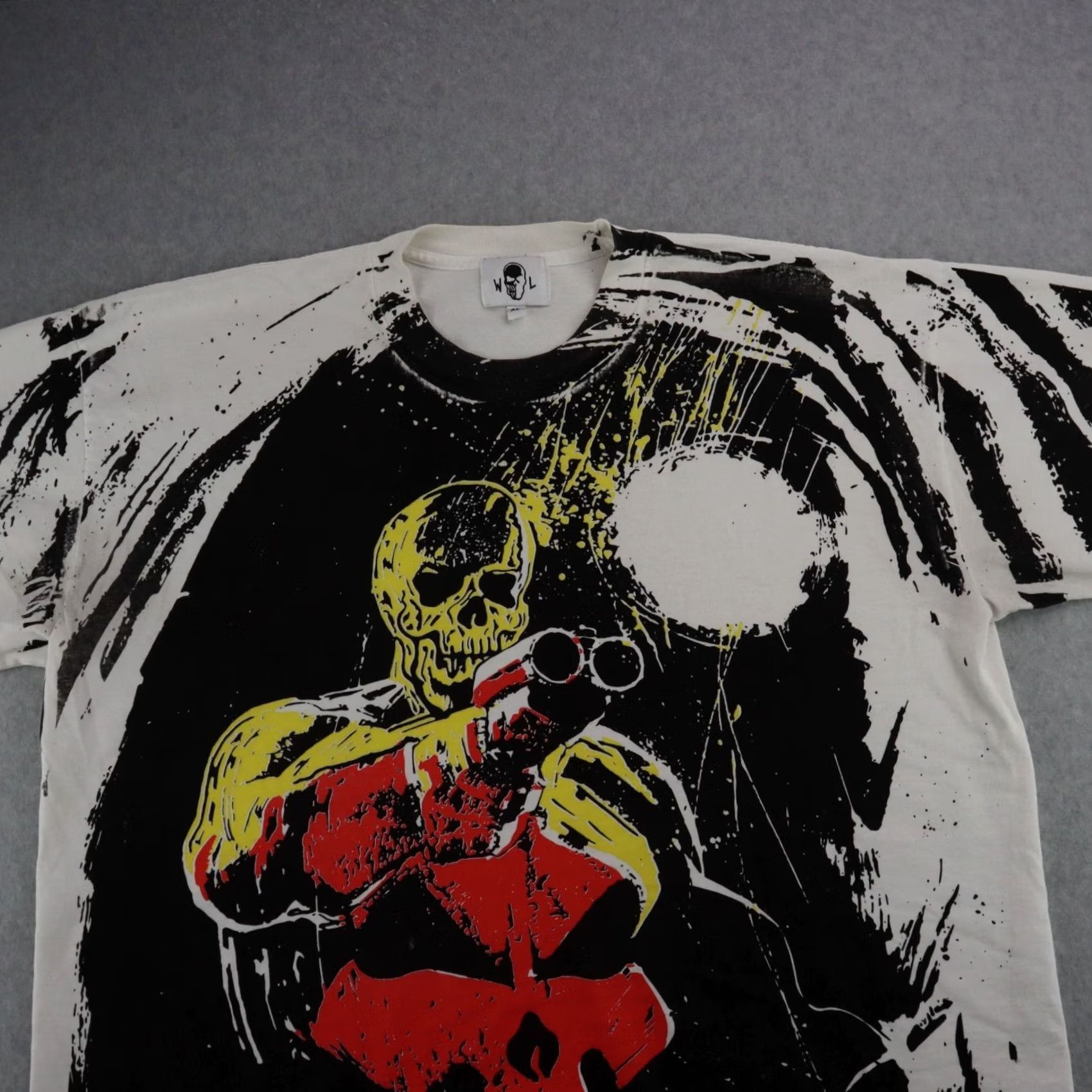 Warren Lotas Warren Lotas Marvel Punisher MENS XL White T-Shirt Size US XL / EU 56 / 4 - 7 Thumbnail