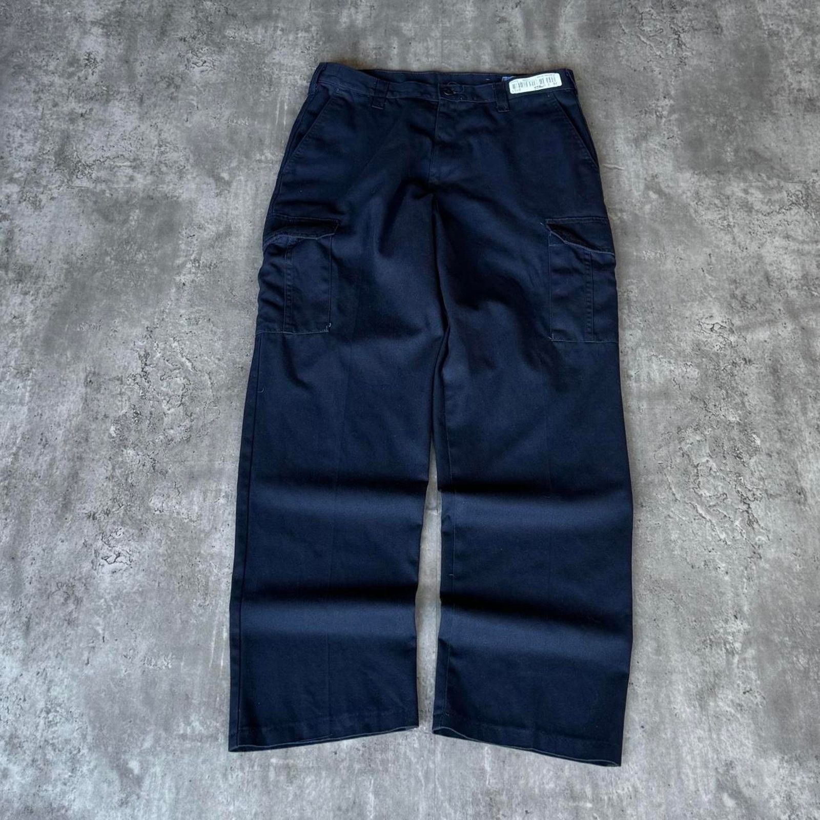 Cintas × Japanese Brand × Vintage Vintage Y2K Carhartt Style Navy Blue Cargo Utility Pants Size US 32 / EU 48 - 1 Thumbnail