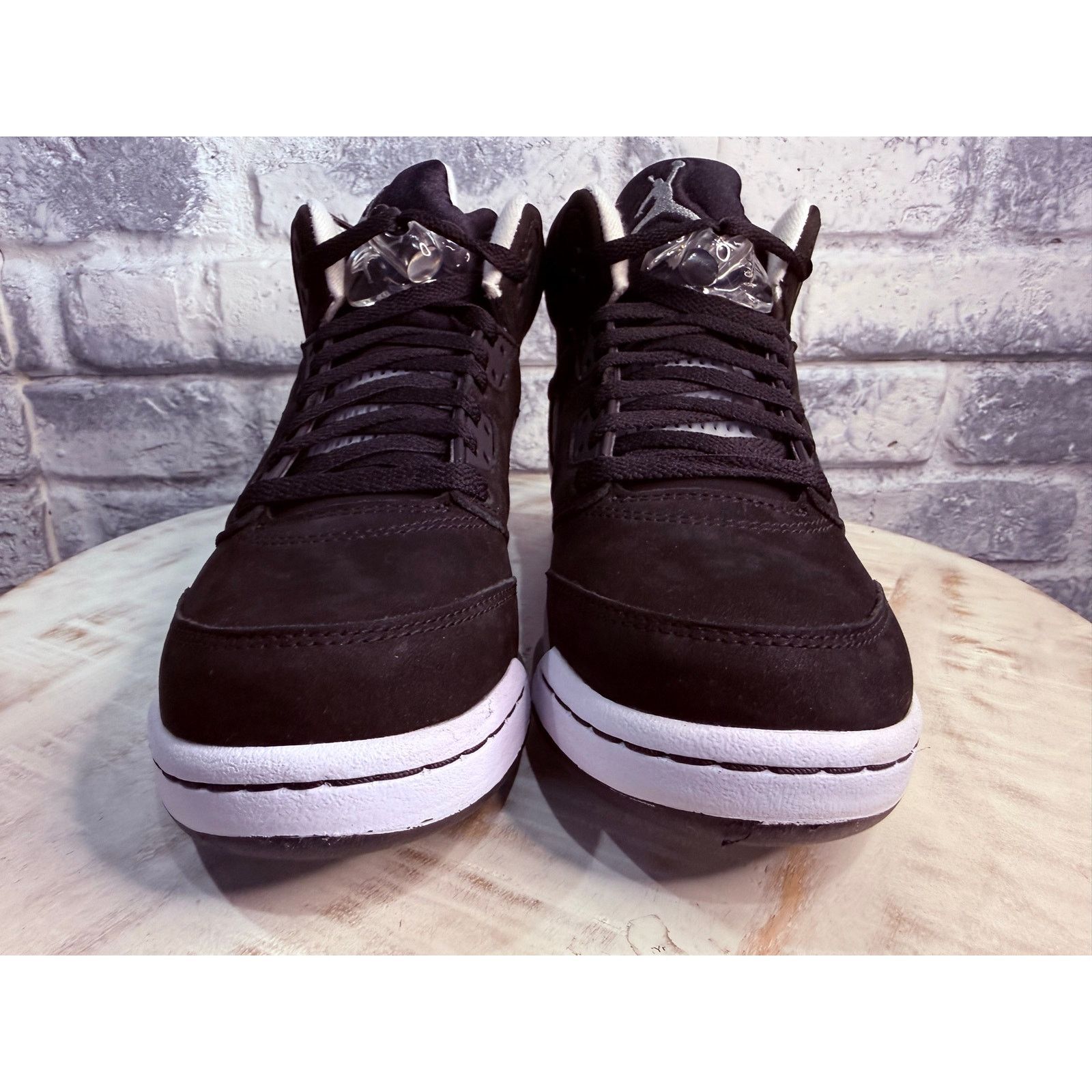 Jordan Brand Jordan 5 Retro Moonlight Oreo Size 7 Size US 7 / EU 40 - 3 Thumbnail