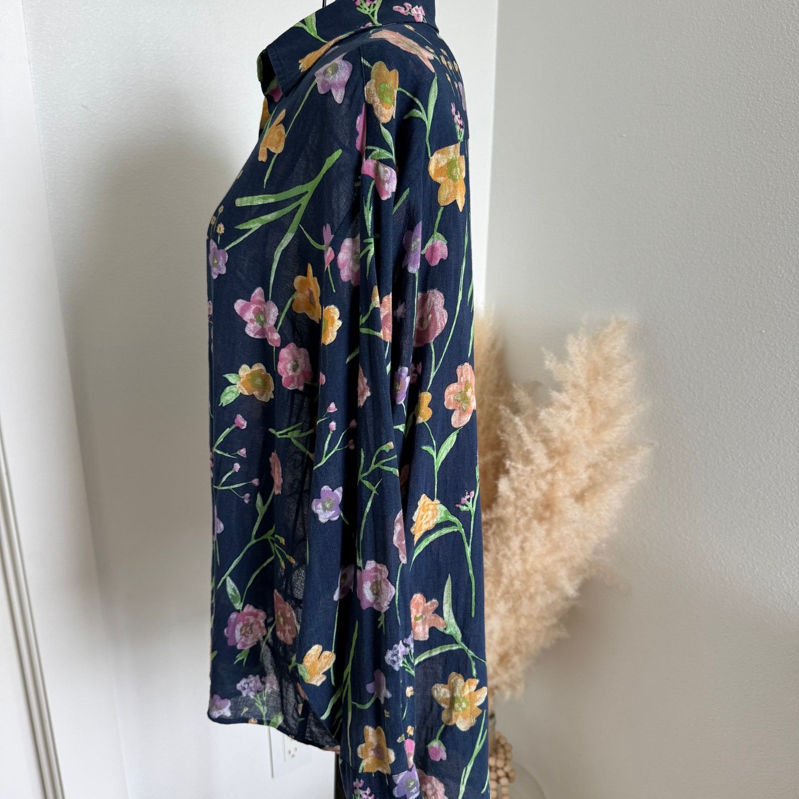 Yves Saint Laurent Vintage Yves Saint Laurent Variation Navy Floral Blouse 80s Size M / US 6-8 / IT 42-44 - 6 Thumbnail
