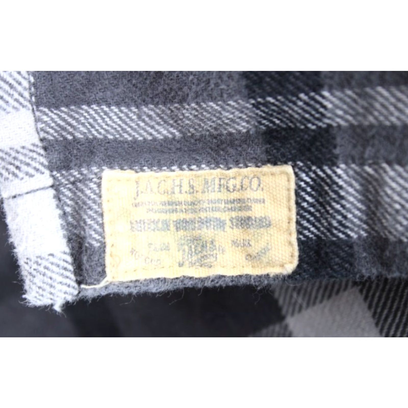 Vintage VINTAGE JACHS Flannel Shirt Men’s XL Gray Plaid Work Shirt Shacket Outdoors Heavy Thick Long Sleeve Button-Up Cotton Gray 50in Chest Mens Size US XL / EU 56 / 4 - 5 Thumbnail