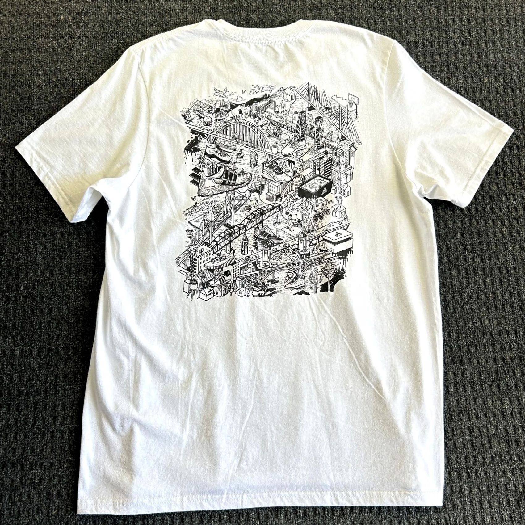 Adidas Adidas Amplifier Tee Shirt Mens XL White Cityscape Bridges Graphic Print Short Sleeve T-Shirt Activewear Size US XL / EU 56 / 4 - 2 Thumbnail