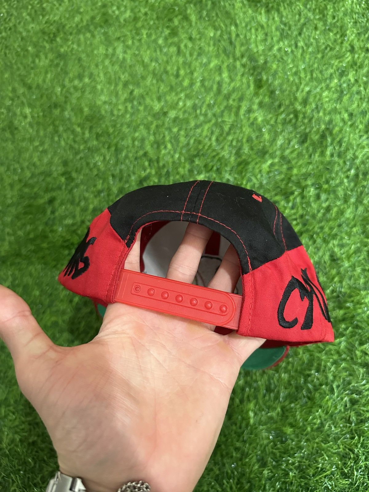 NHL Vintage nhl chicago blackhawks graffiti hat Size ONE SIZE - 4 Thumbnail