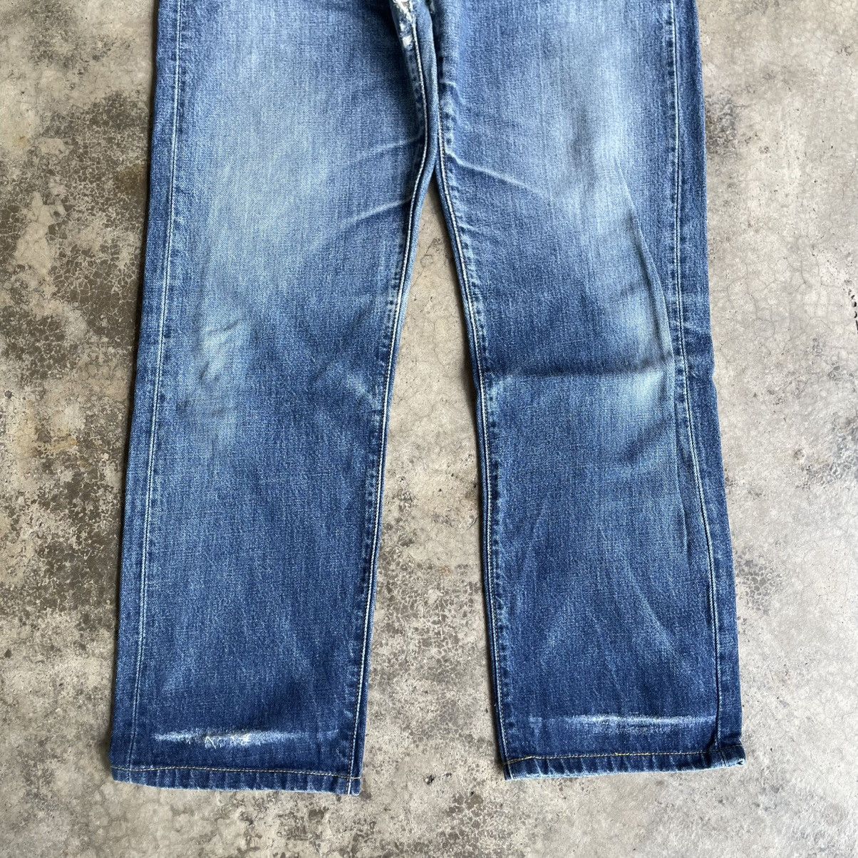 Levi's Vintage Clothing 🔥Vintage Levis 501 Stoned Washed Ripped Distress Denim Jeans Size US 33 - 3 Thumbnail