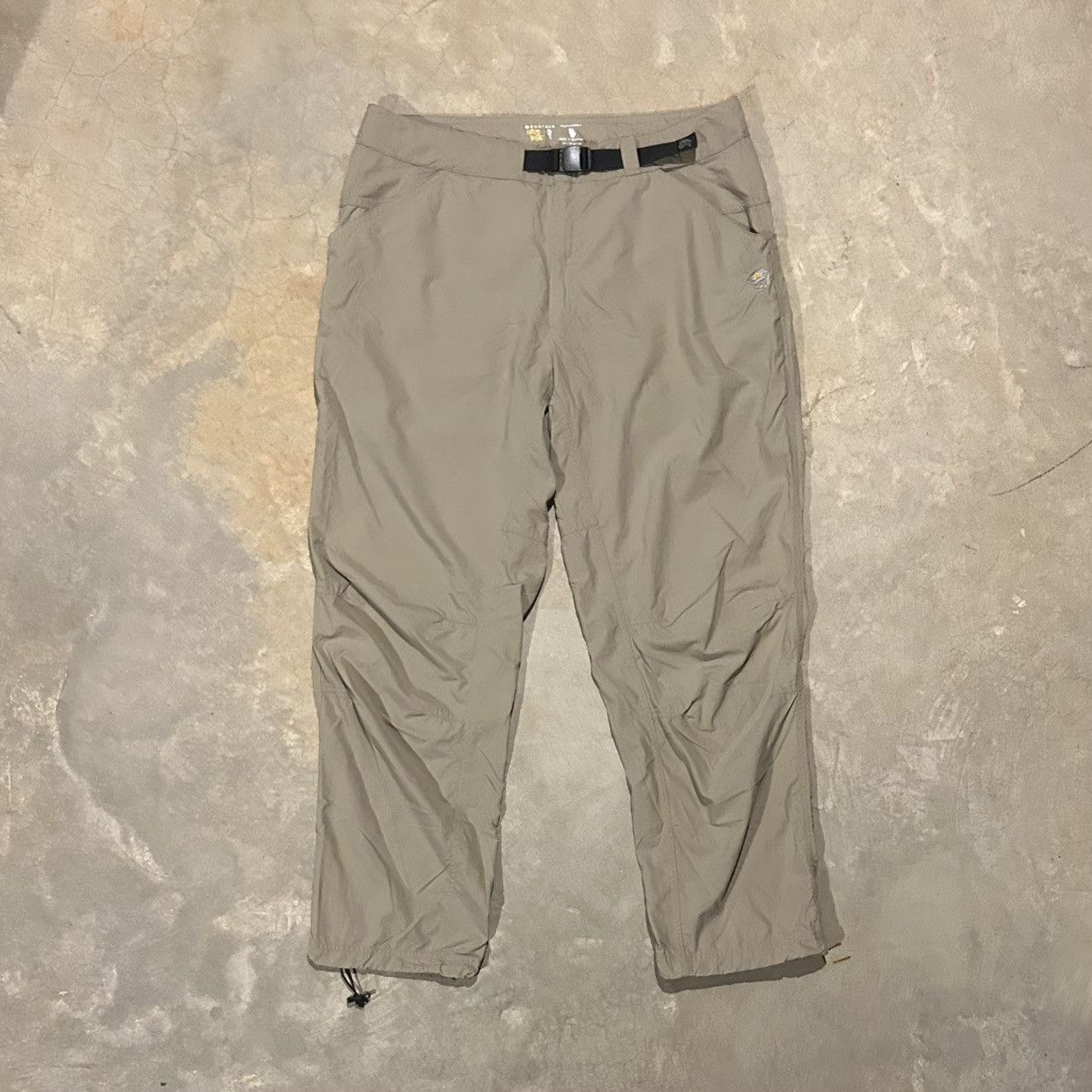 Mountain Hardwear × The North Face Essential Vintage Y2K Mountain Hardwear Nylon Hiking Pants Size US 38 / EU 54 - 1 Thumbnail