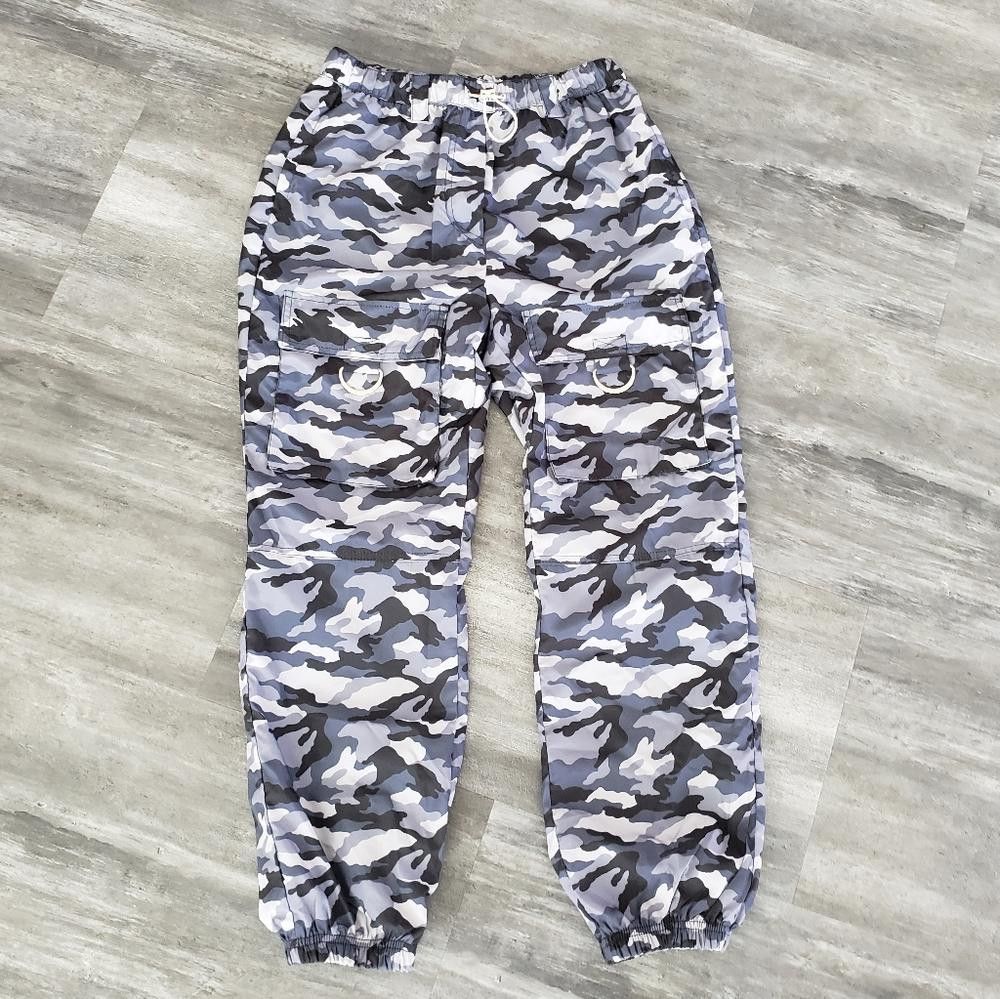 Forever 21 Navy Camouflage F21 Cargo Track Pant Size 32" / US 10 / IT 46 - 1 Thumbnail