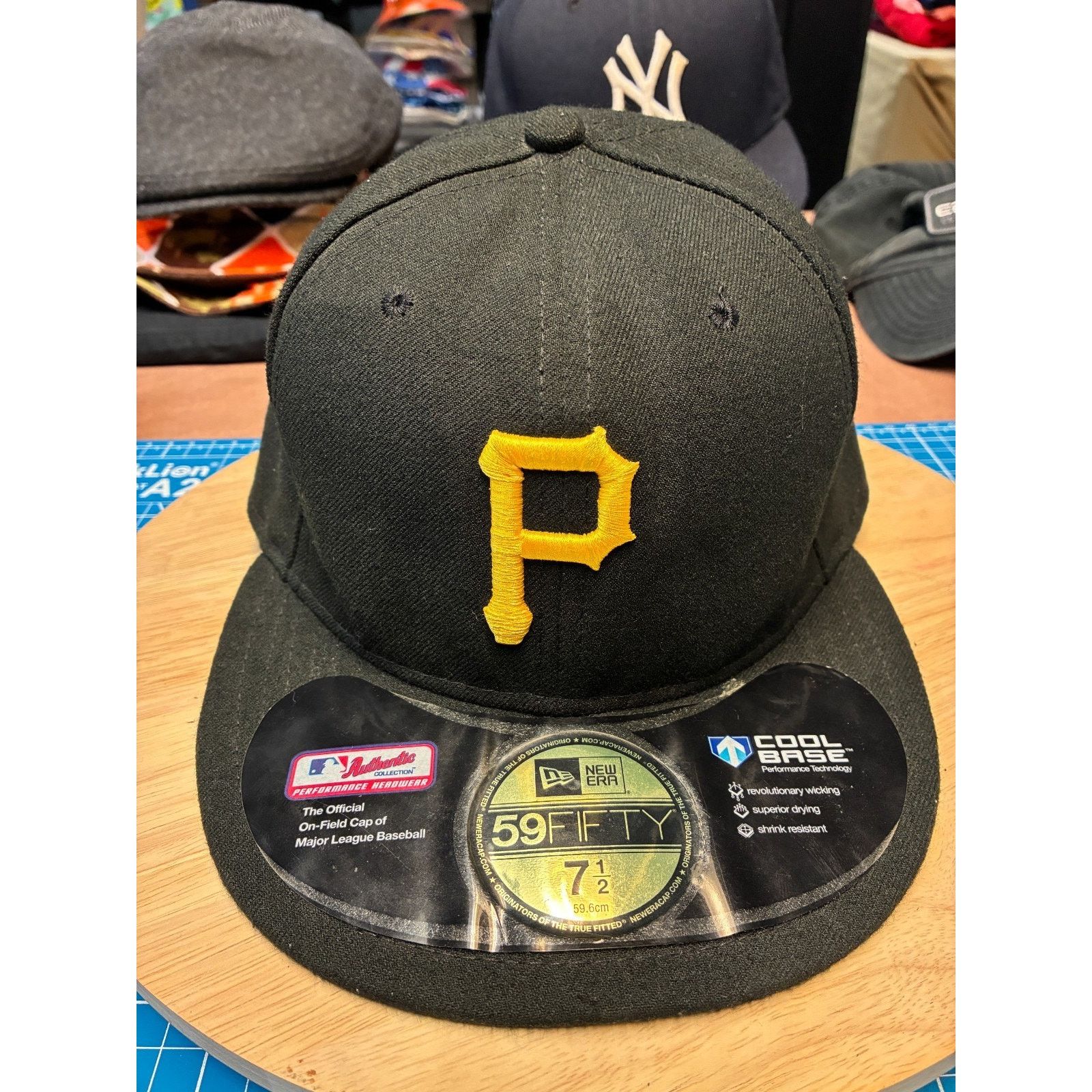 New Era Pittsburgh Pirates 59FIFTY New Era MLB On-Field Cap 7 ½ Size ONE SIZE - 11 Thumbnail