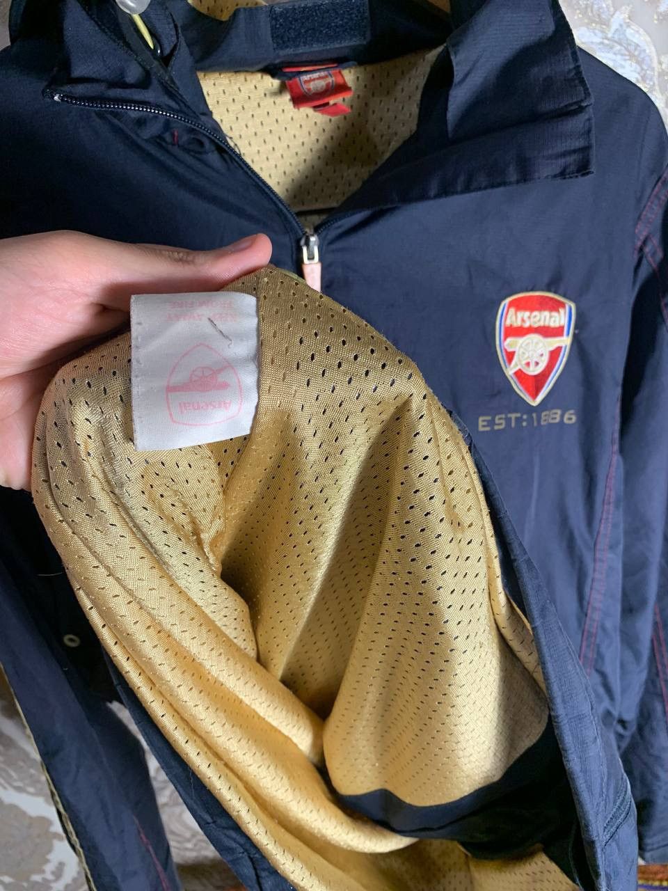 Vintage VERY RARE ARSENAL LONDON ENGLAND SOCCER LIGHT JACKET Y2K 90s Size US XL / EU 56 / 4 - 13 Thumbnail