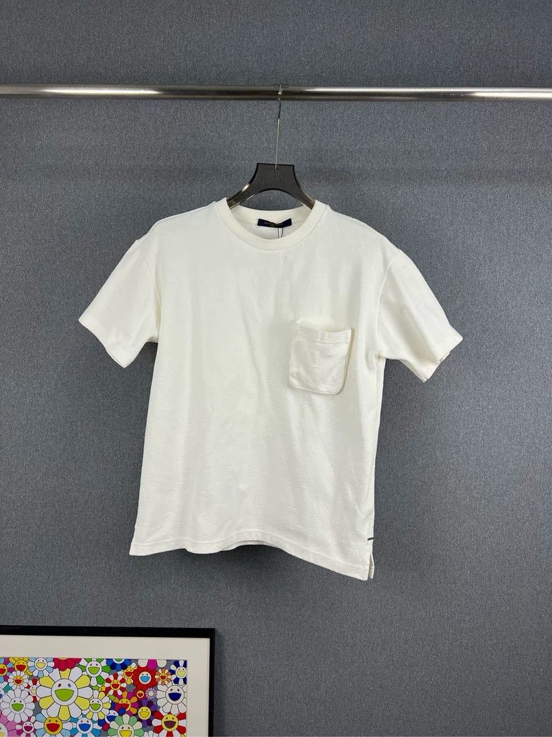 Louis Vuitton Louis Vuitton Old flower dark grain embossed short sleeve Size US S / EU 44-46 / 1 - 1 Thumbnail