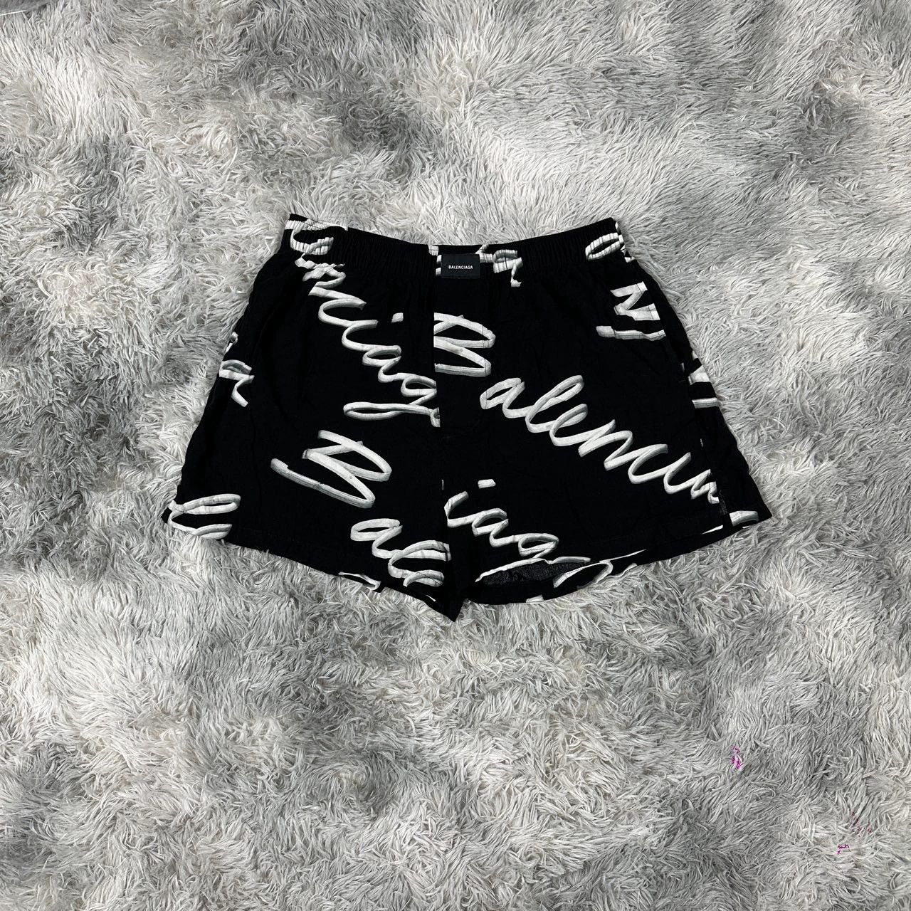 Balenciaga Balenciaga Logo Print Beach Shorts - dmc Size US 36 / EU 52 - 1 Thumbnail