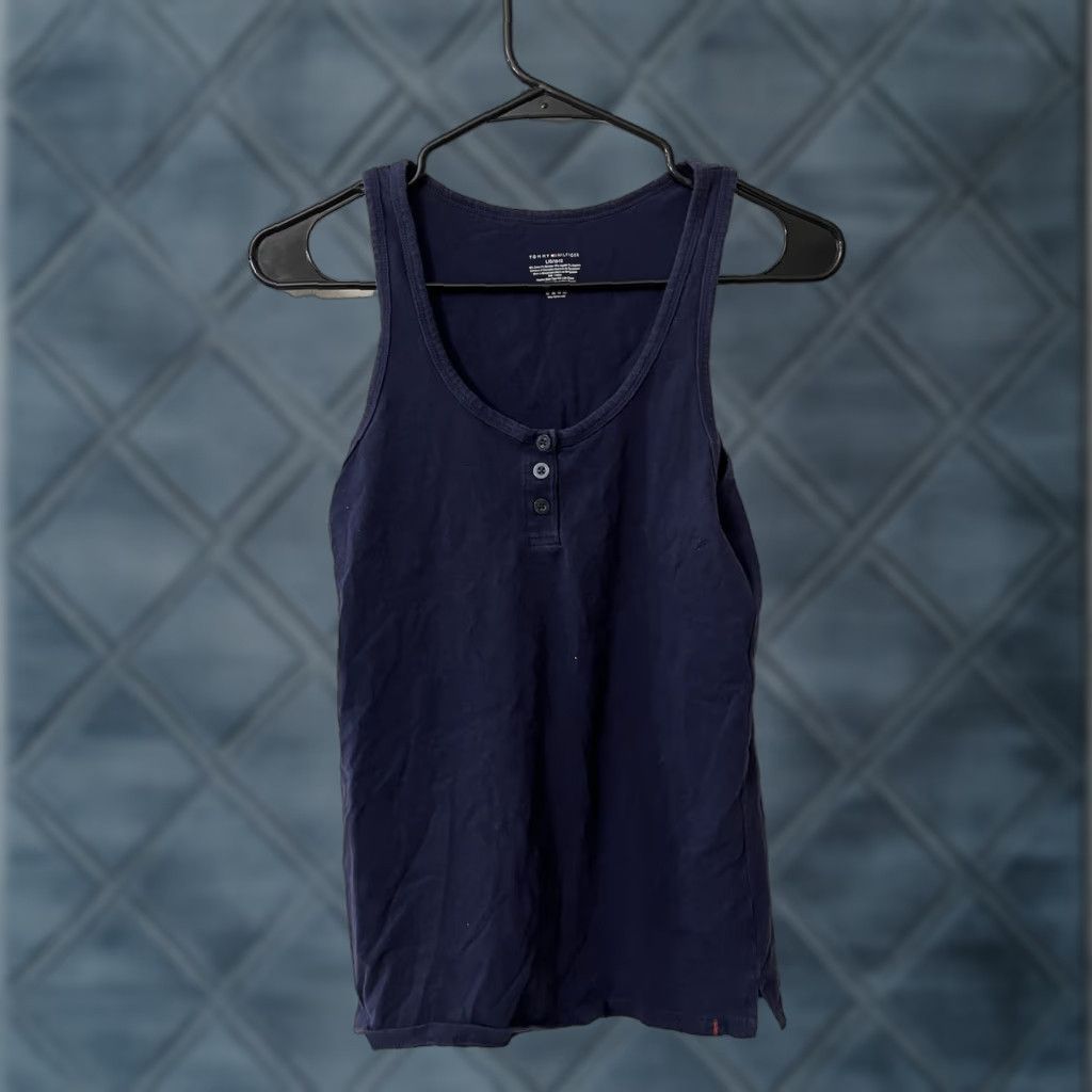 Tommy Hilfiger VINTAGE Tommy Hilfiger Tank Top Girls 10-12 Navy Blue Sleeveless Knit Cotton 100% Casual Shirt/Top Womens? Size L / US 10 / IT 46 - 1 Thumbnail