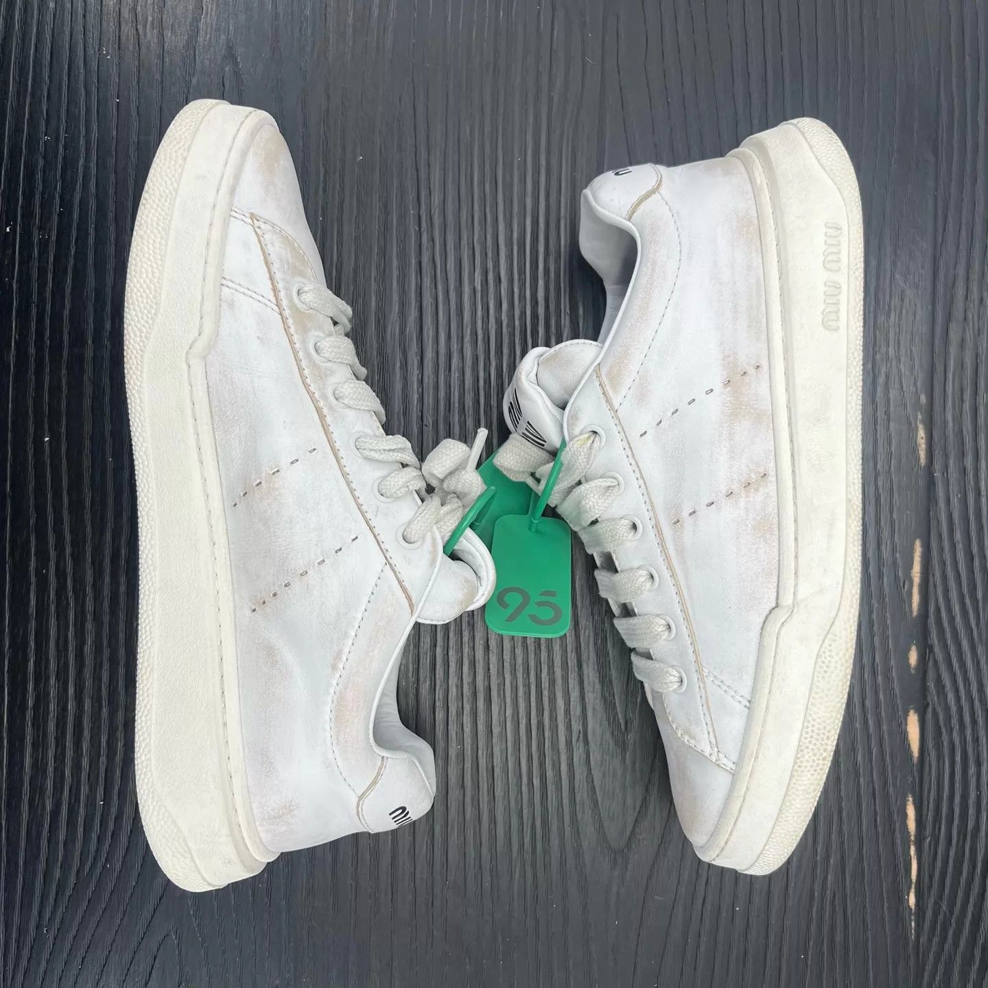 Miu Miu MIU MIU white distressed 39 original box like new Size US 8.5 / IT 38.5 - 4 Thumbnail
