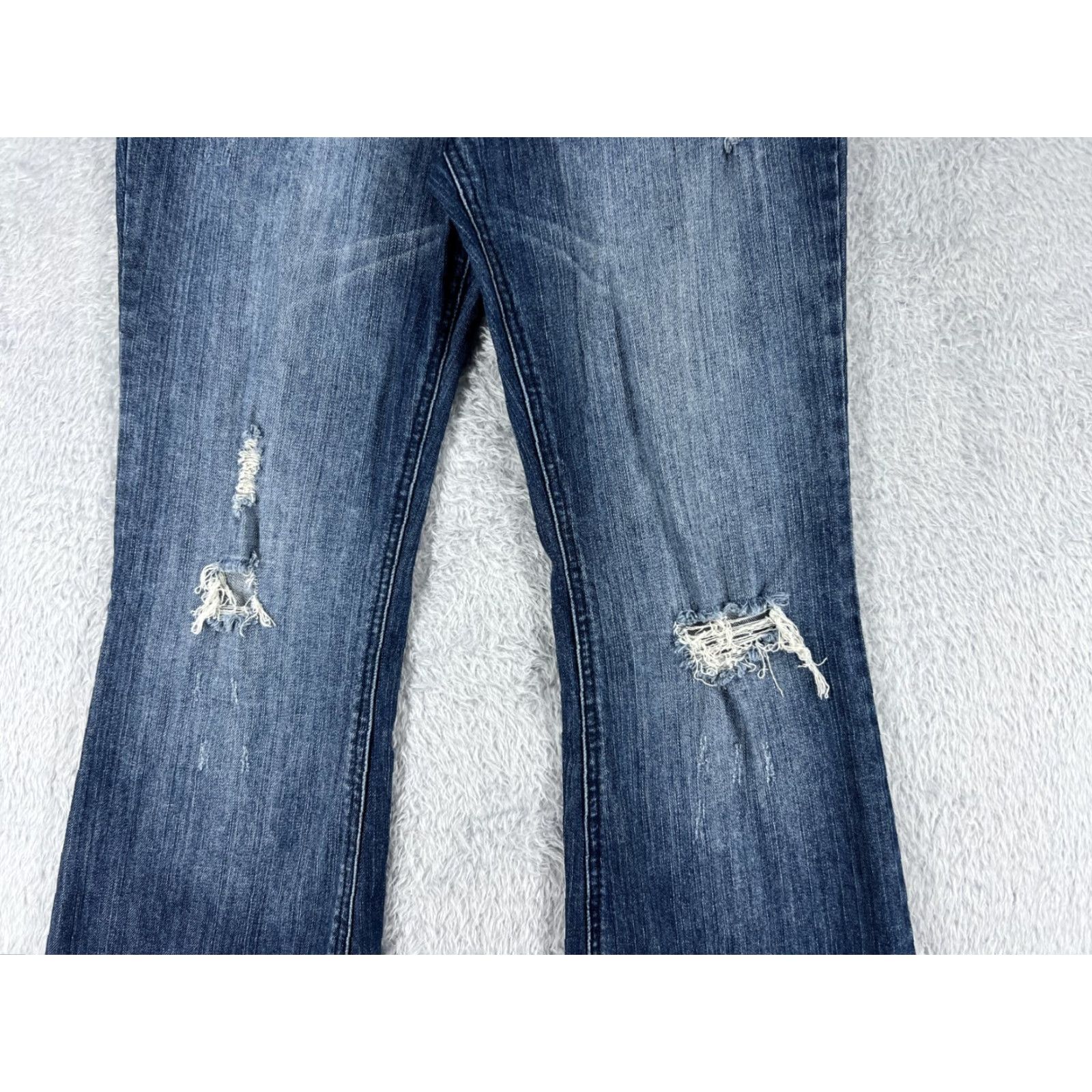 Vintage Arizona Jeans Co Jeans Womens Flared Denim Distressed Blue 32x30 Regular Cotton 13 5-Pocket Cowboy Southwestern Designer 90s? Size 34" / US 12 / IT 48 - 3 Thumbnail