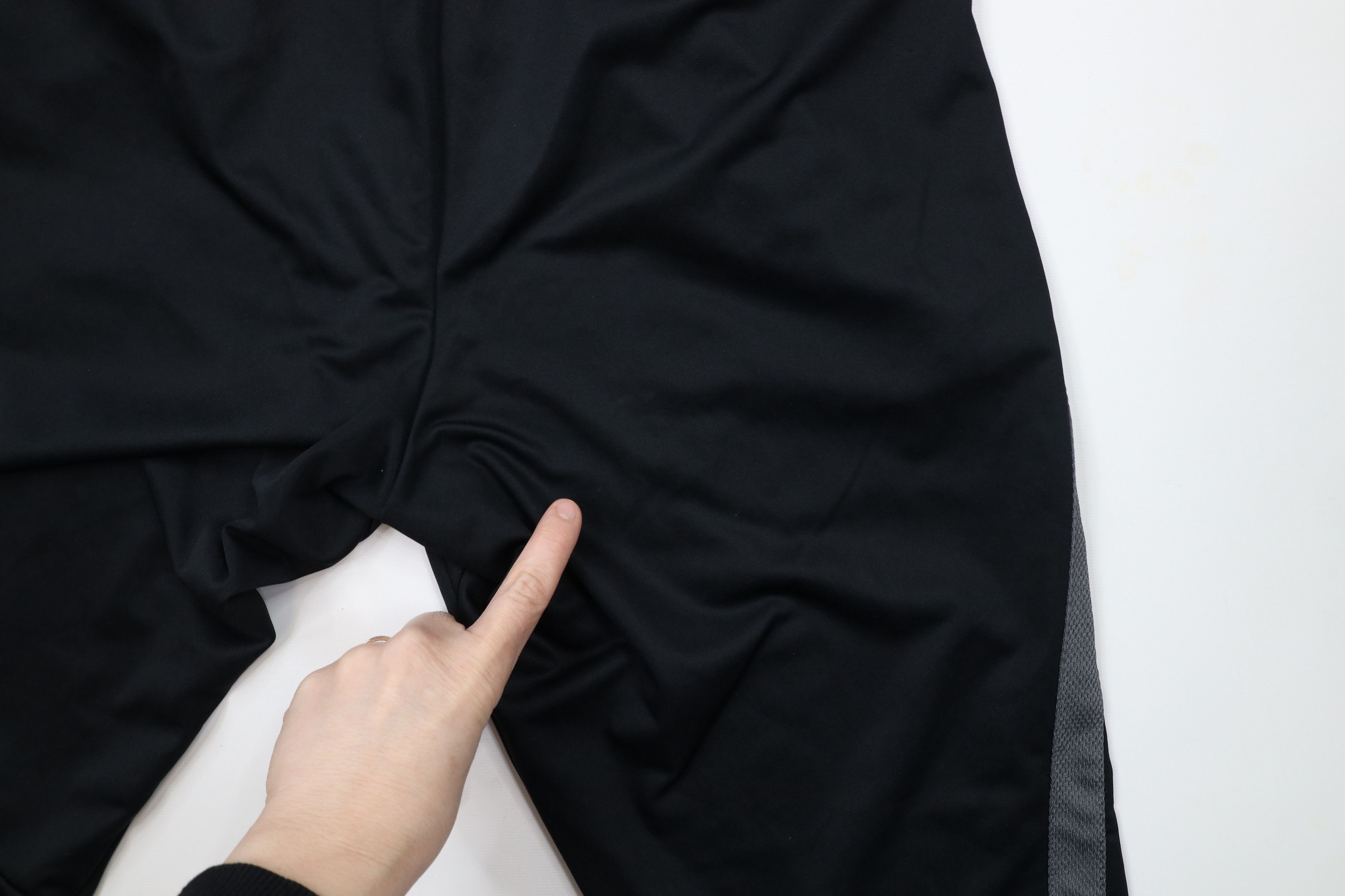 Nike × Vintage Vintage Y2K Nike Tapered Leg Soccer Warm Up Pants Black Size US 34 / EU 50 - 13 Thumbnail