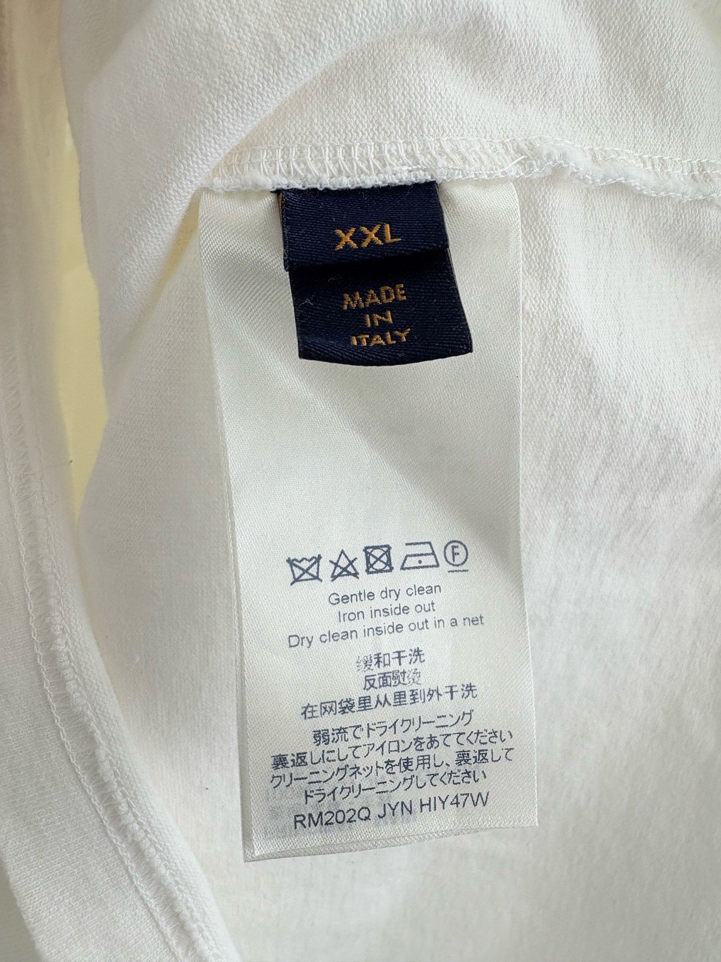 Louis Vuitton Louis Vuitton Staples Edition White Instructional T-Shirt Size US XXL / EU 58 / 5 - 5 Thumbnail