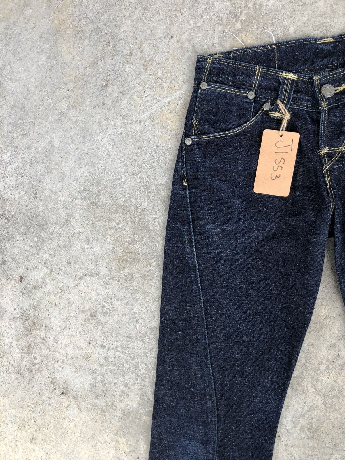 If Six Was Nine Levis Engineered Flared Jeans Distressed Size US 28 / EU 44 - 4 Thumbnail