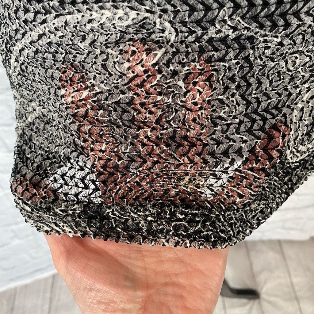 BKE BKE women M short sleeve semi sheer black & white patterned Size M / US 6-8 / IT 42-44 - 4 Thumbnail