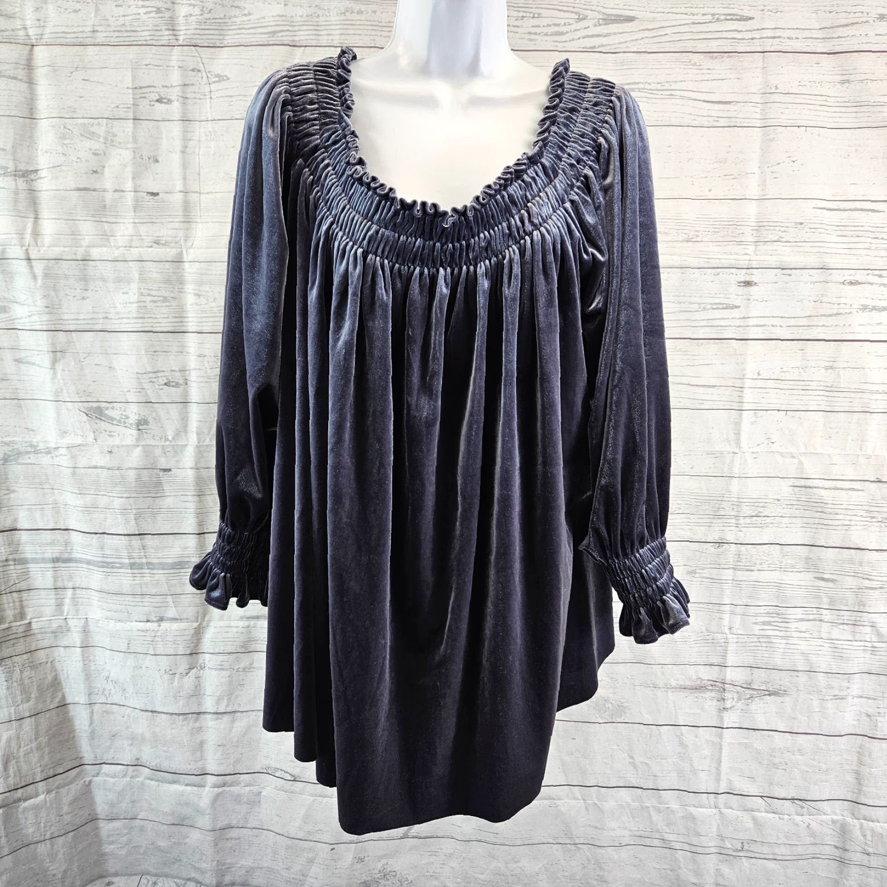 Norma Kamali Norma Kamali Womens Off the Shoulder Top Sz M Velvet Blue Solid Blouse Shirt Womens Size M / US 6-8 / IT 42-44 - 2 Thumbnail